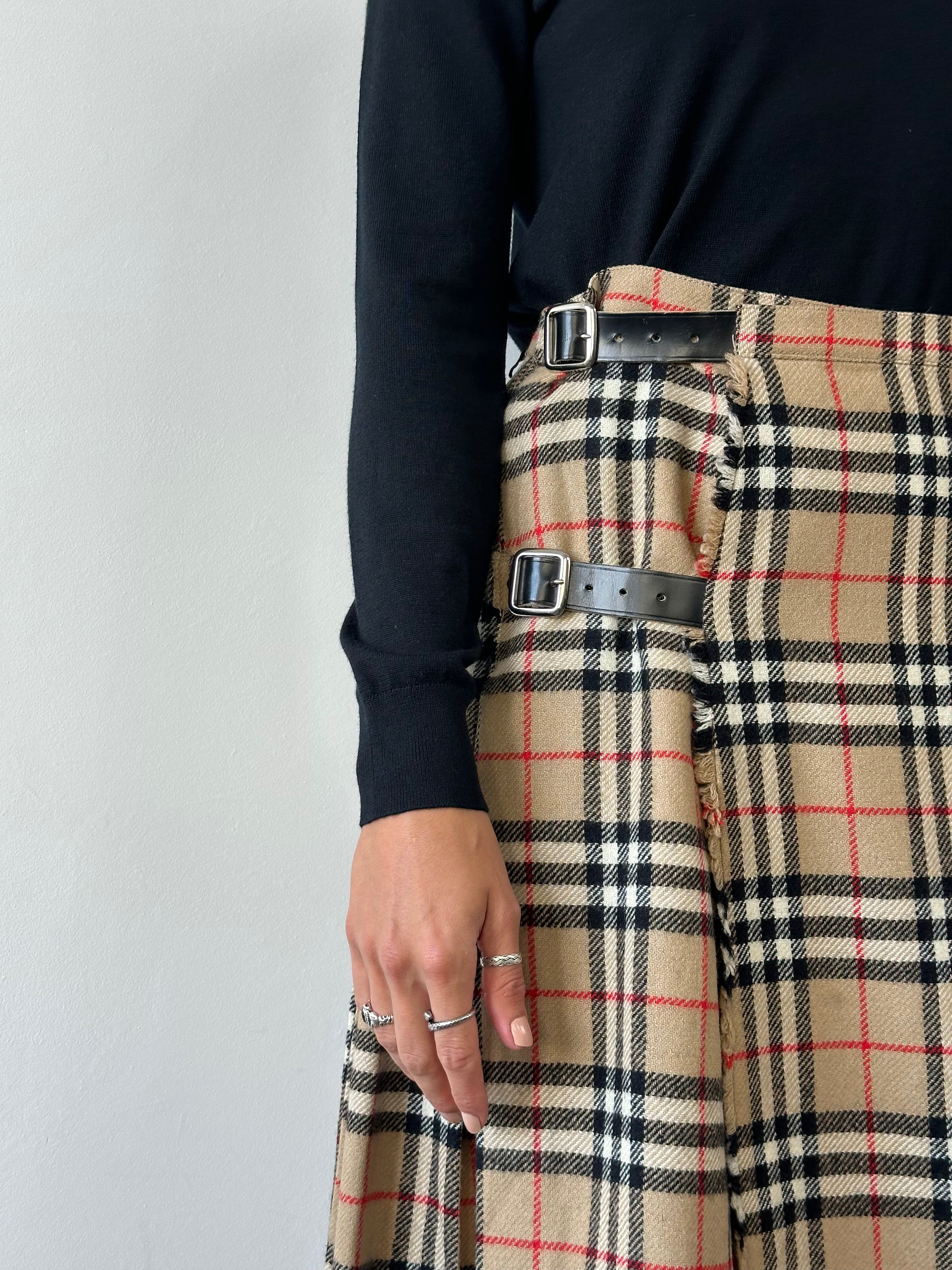 Burberry Nova Check Pure Wool Pleated Skirt - W24-26 - SYLK