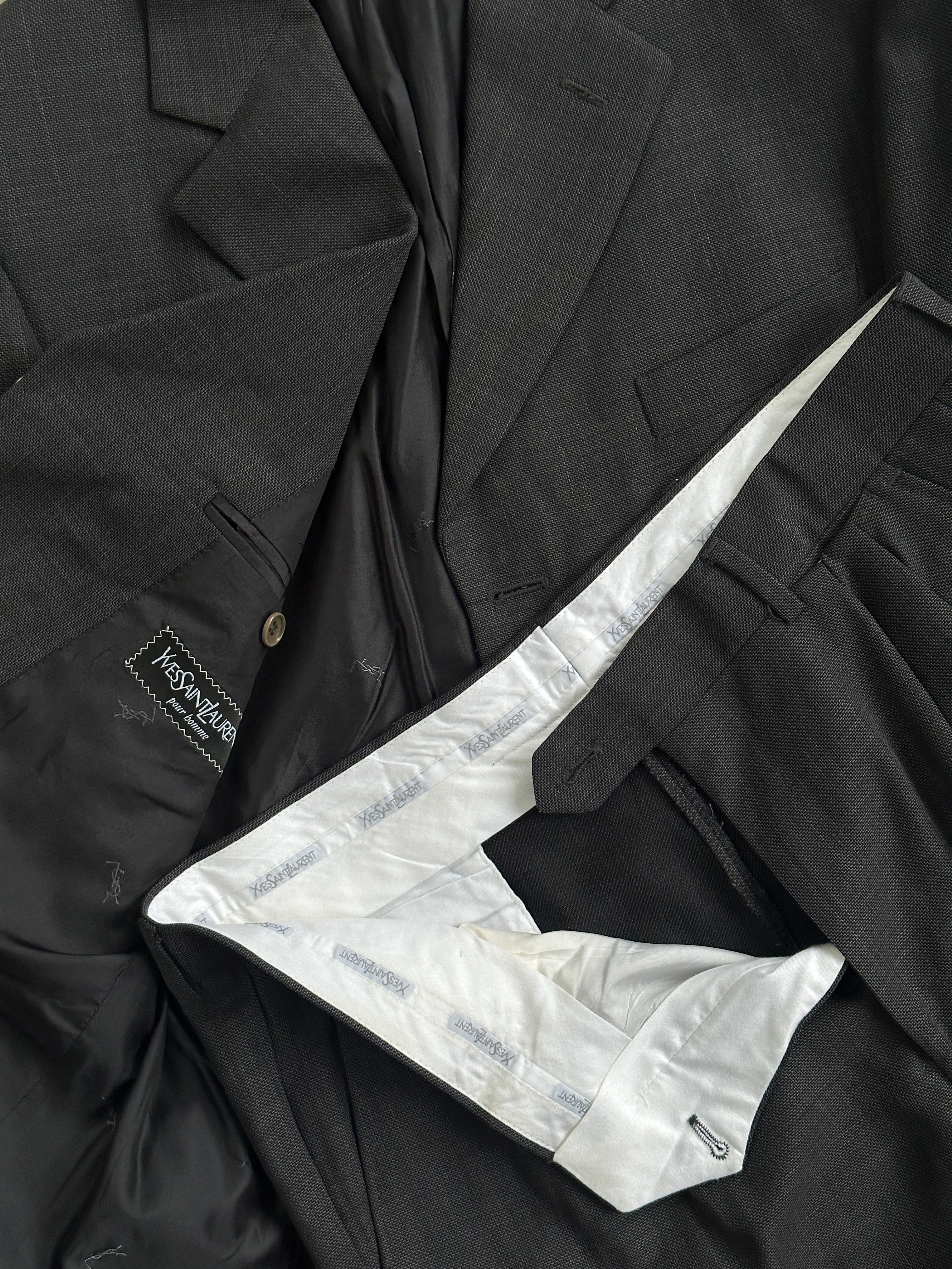 Yves Saint Laurent Wool Single Breasted Suit - 40R/W32 - SYLK