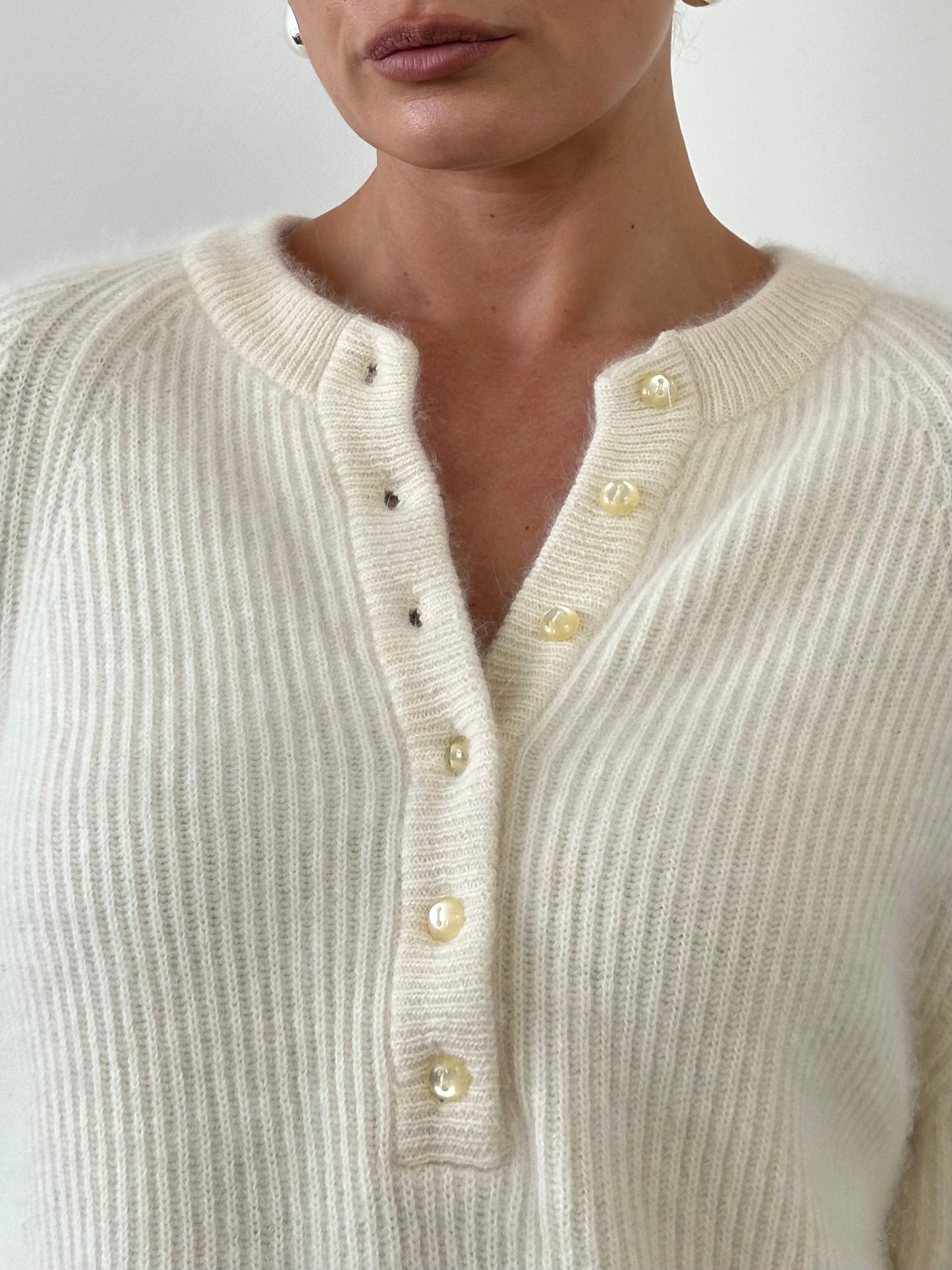 Italian Vintage Fuzzy Wool Rib Knit Polo Jumper - XL - SYLK