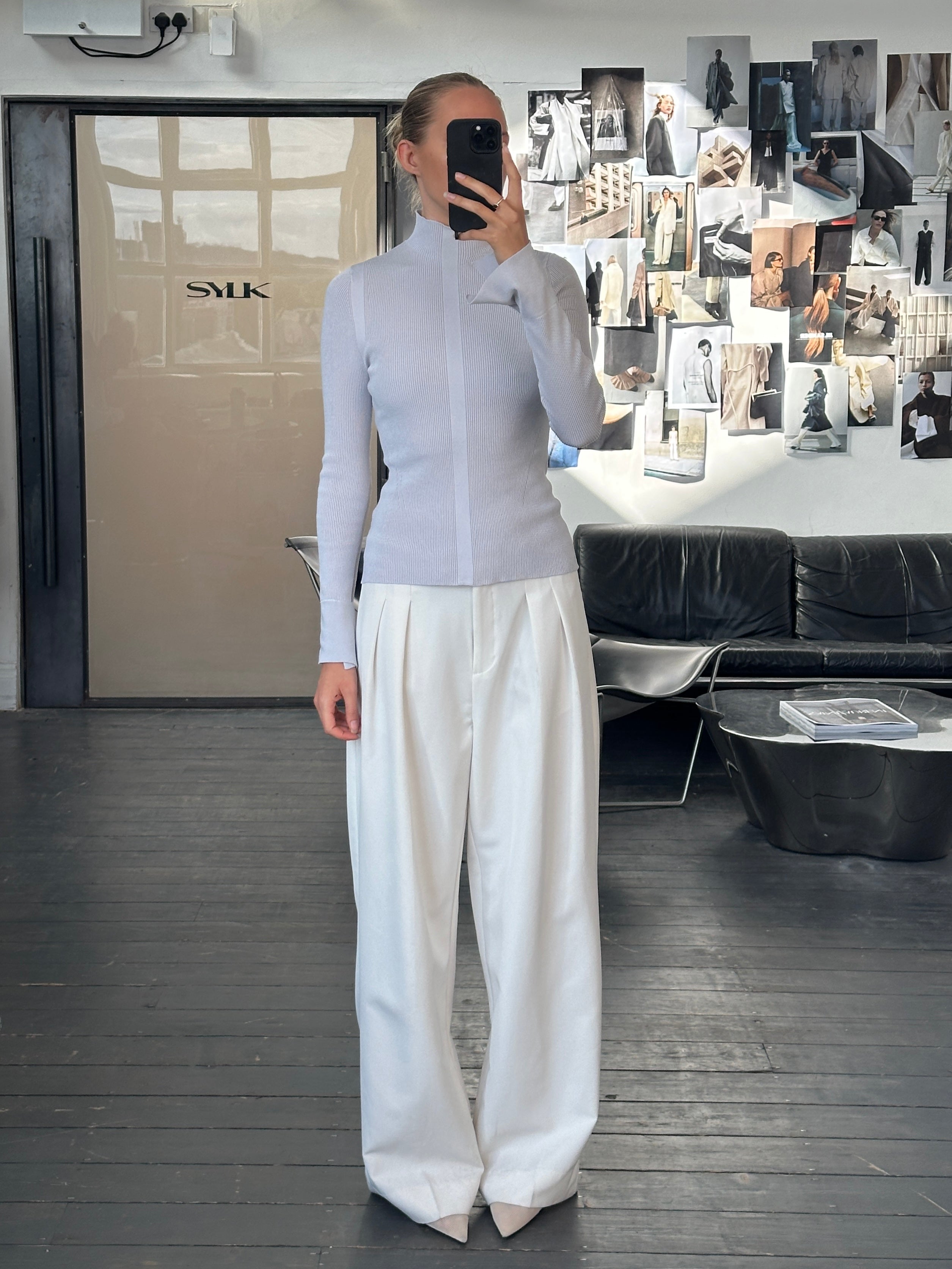 Hugo Boss Mock Neck Ribbed Jumper - M - SYLK