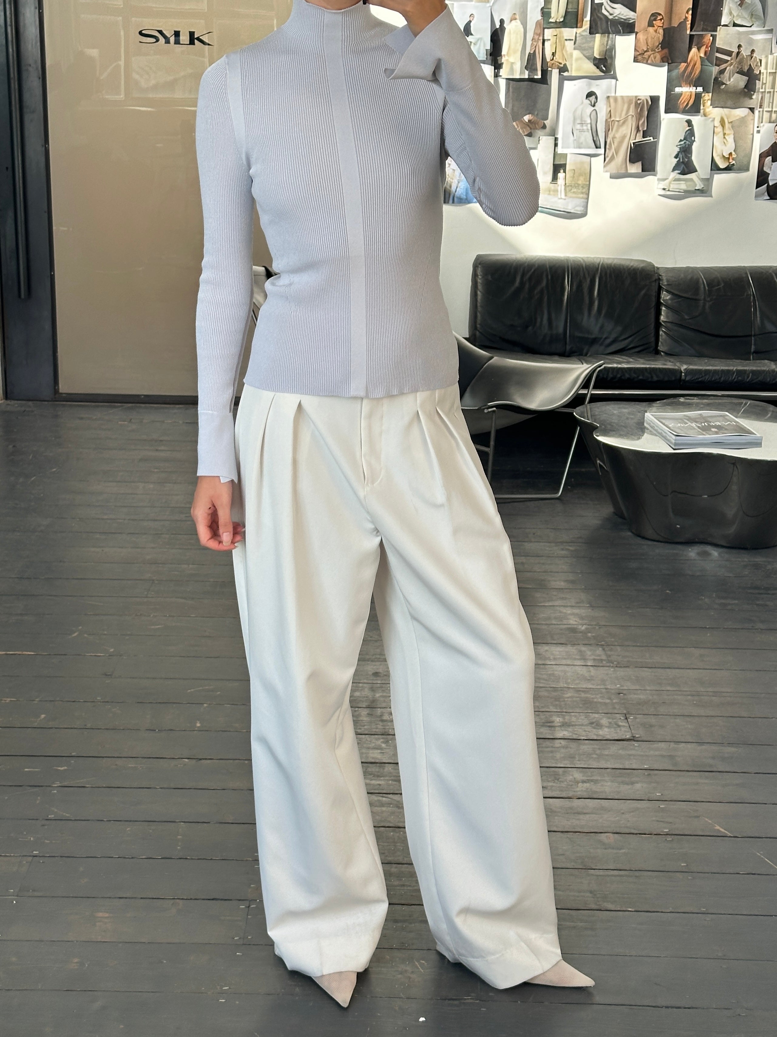 Hugo Boss Mock Neck Ribbed Jumper - M - SYLK