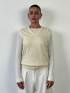 Vintage Wool Sleeveless V Neck Knit Jumper - M - SYLK