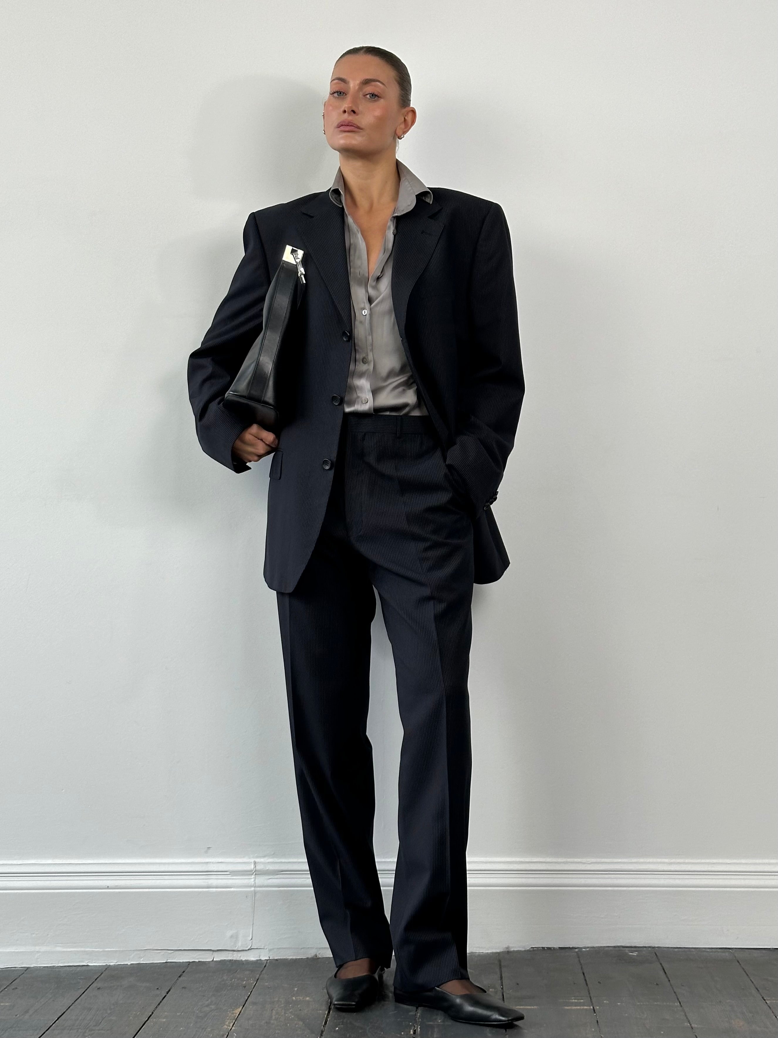 Vintage Pinstripe Single Breasted Suit - 42R/ W34 - SYLK