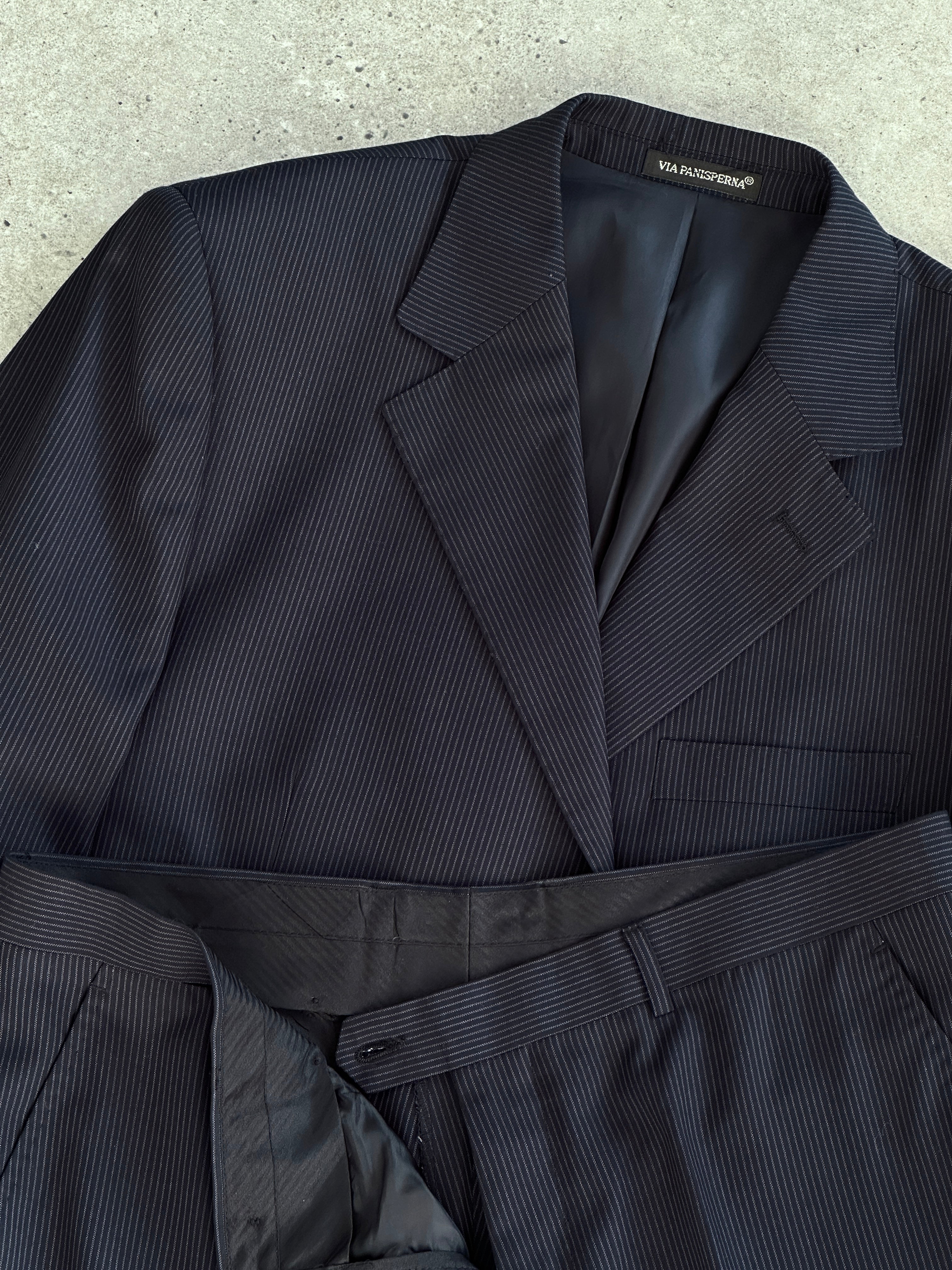 Vintage Pinstripe Single Breasted Suit - 42R/ W34 - SYLK