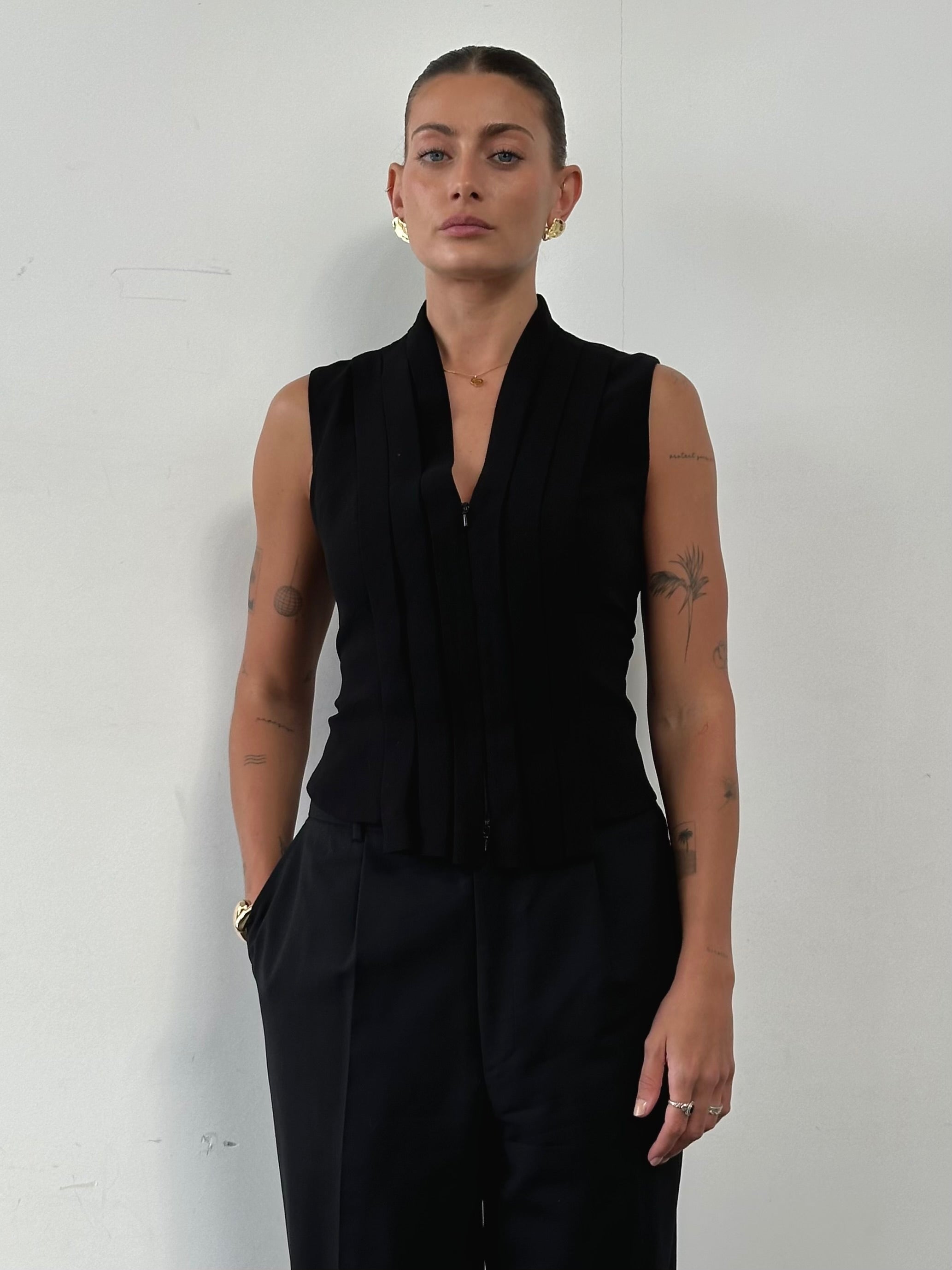 Anna Fontaine Corset Back Pleated Waistcoat - M - SYLK