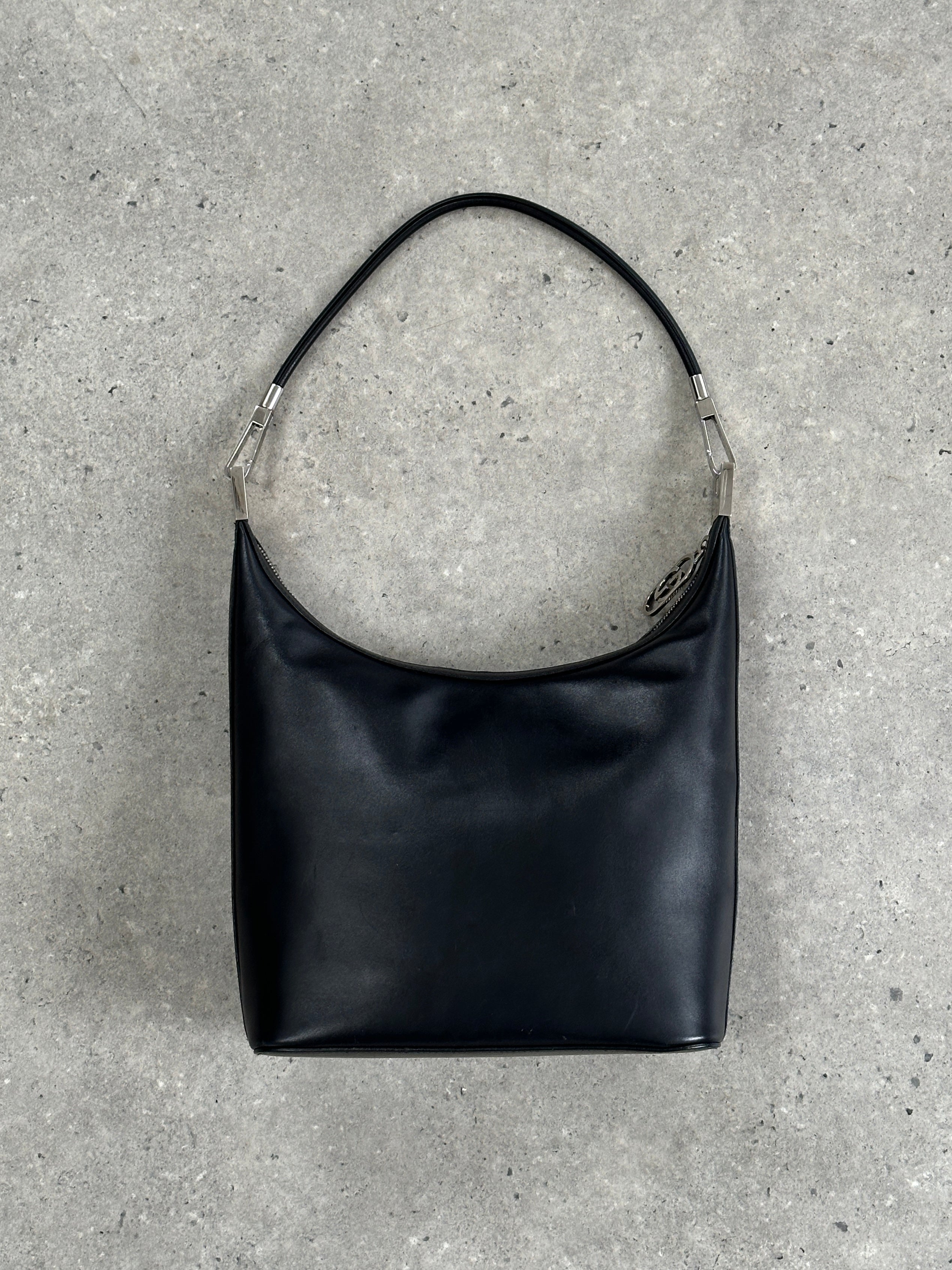 Gucci GG Leather Shoulder Bag - SYLK
