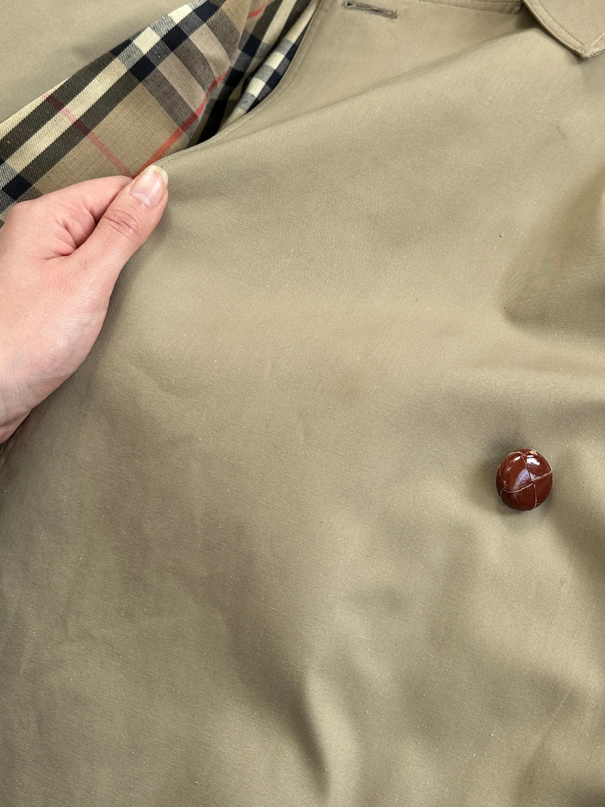 Vintage Nova Check Belted Trench Coat - M - SYLK