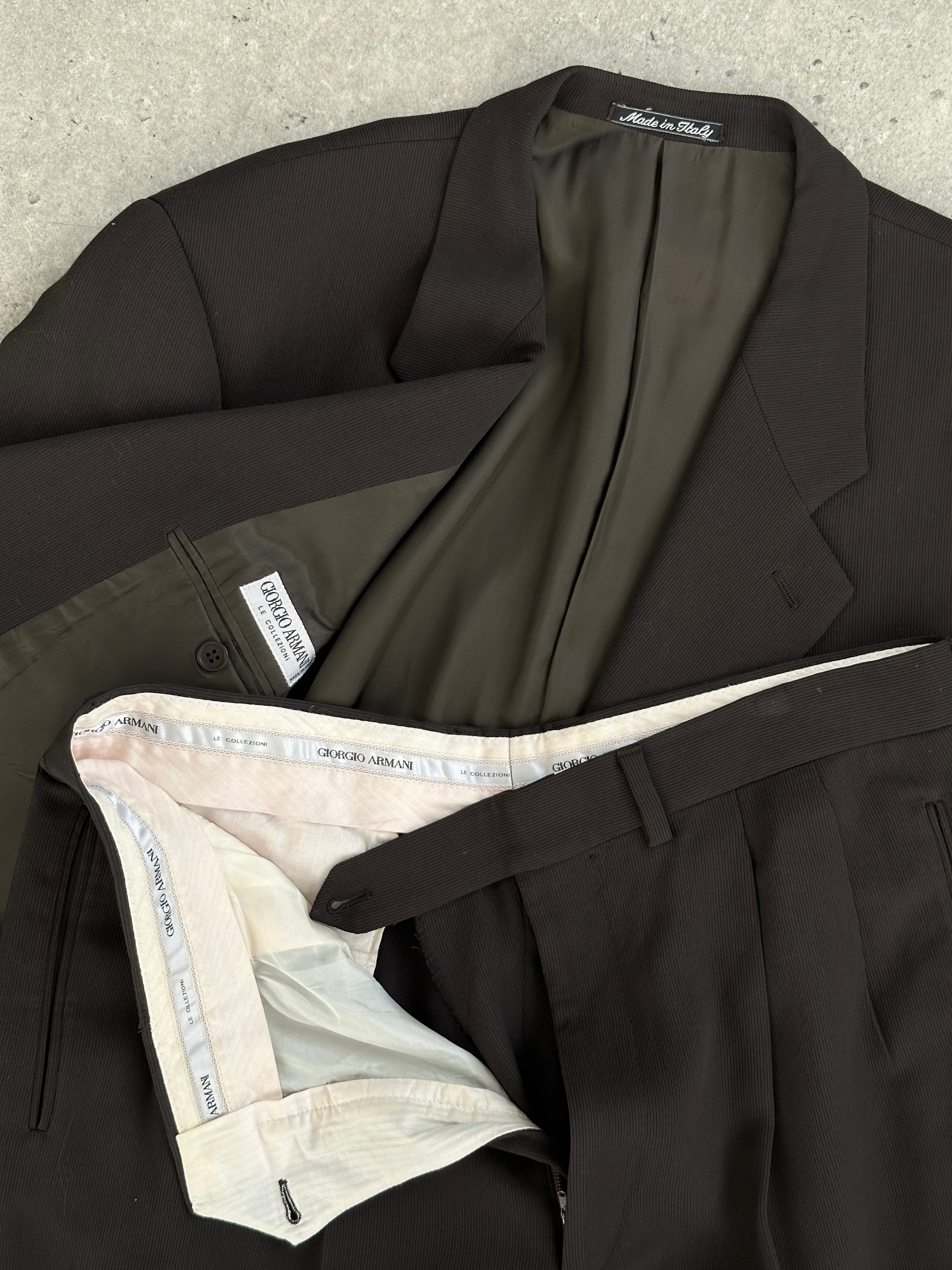 Giorgio Armani Virgin Wool Ribbed Single Breasted Suit - 48L/W36 - SYLK