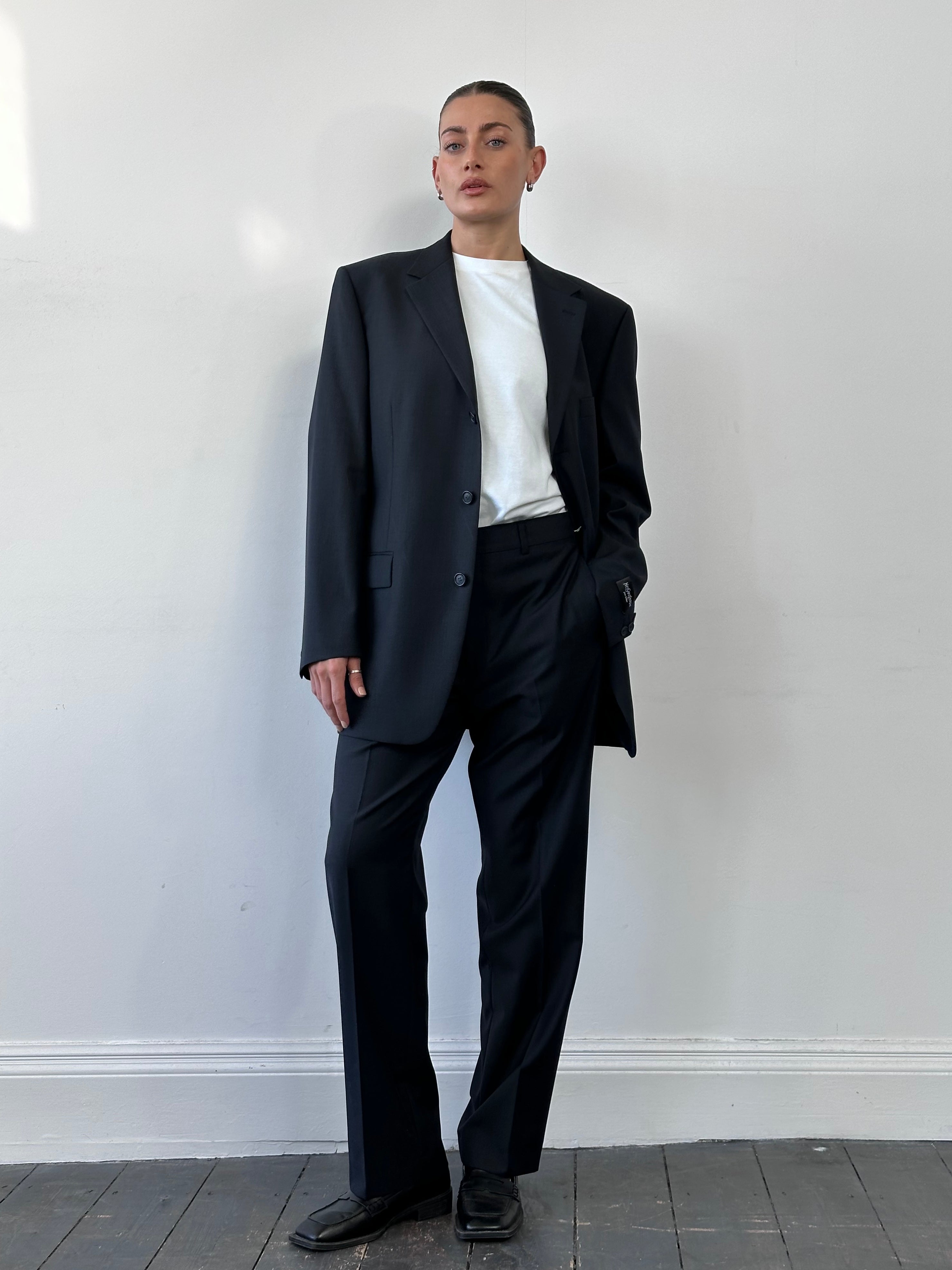 Yves Saint Laurent Pure Wool Single Breasted Suit - 42R/W32 - SYLK