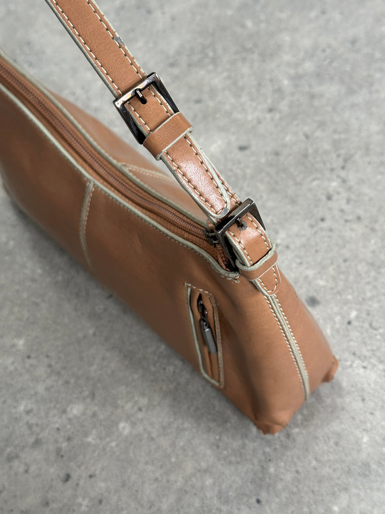 Vintage Leather Seam Detail Shoulder Bag - SYLK