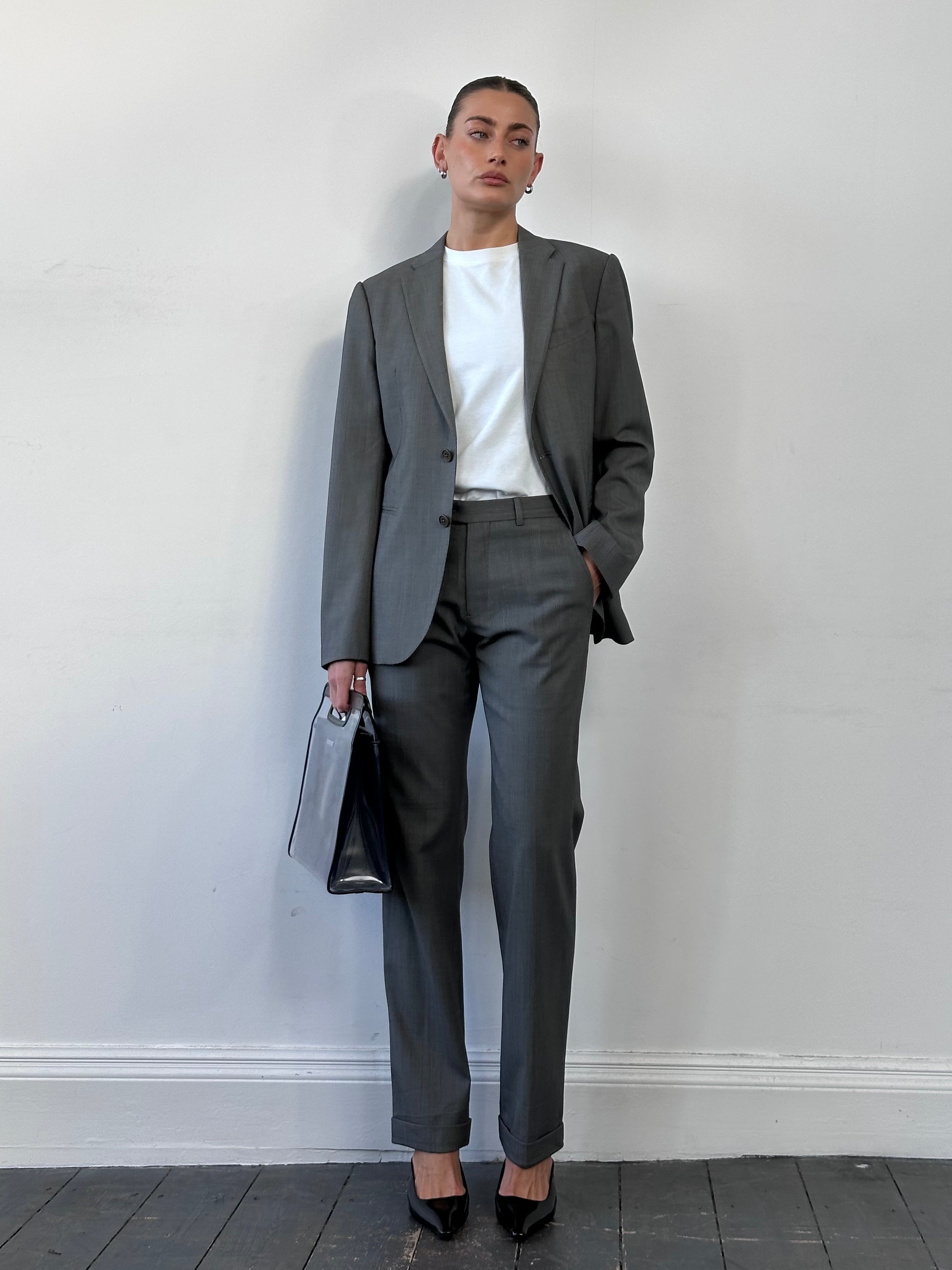 Armani Collezioni Wool Single Breasted Suit - 38R/W30 - SYLK