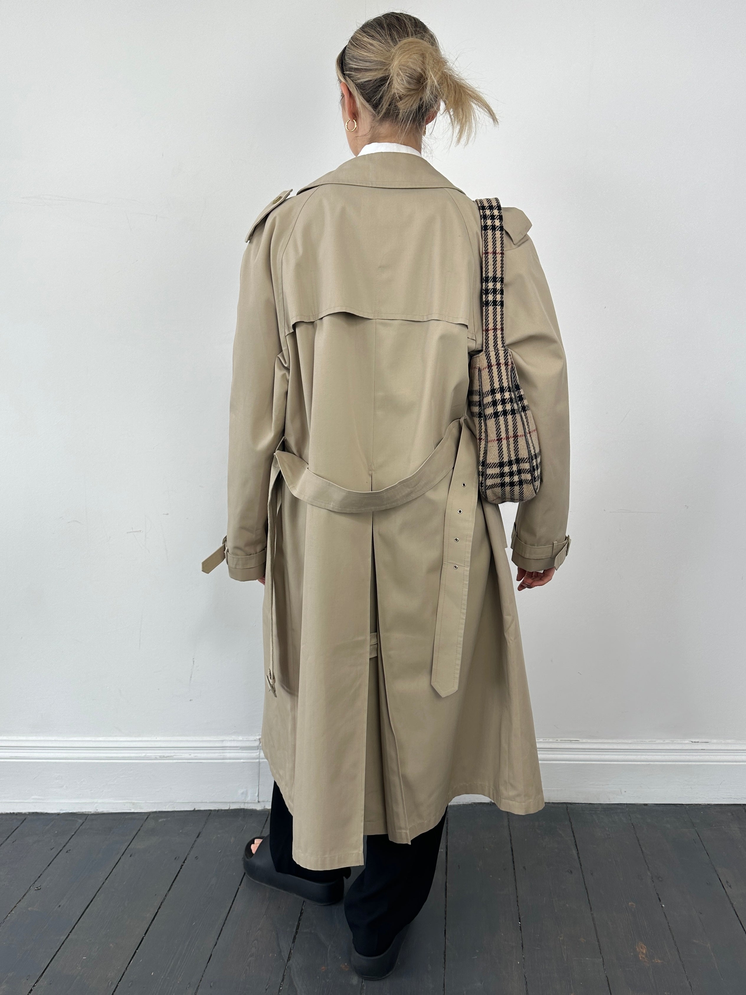 Burberry Nova Check Wool Shoulder Bag - SYLK