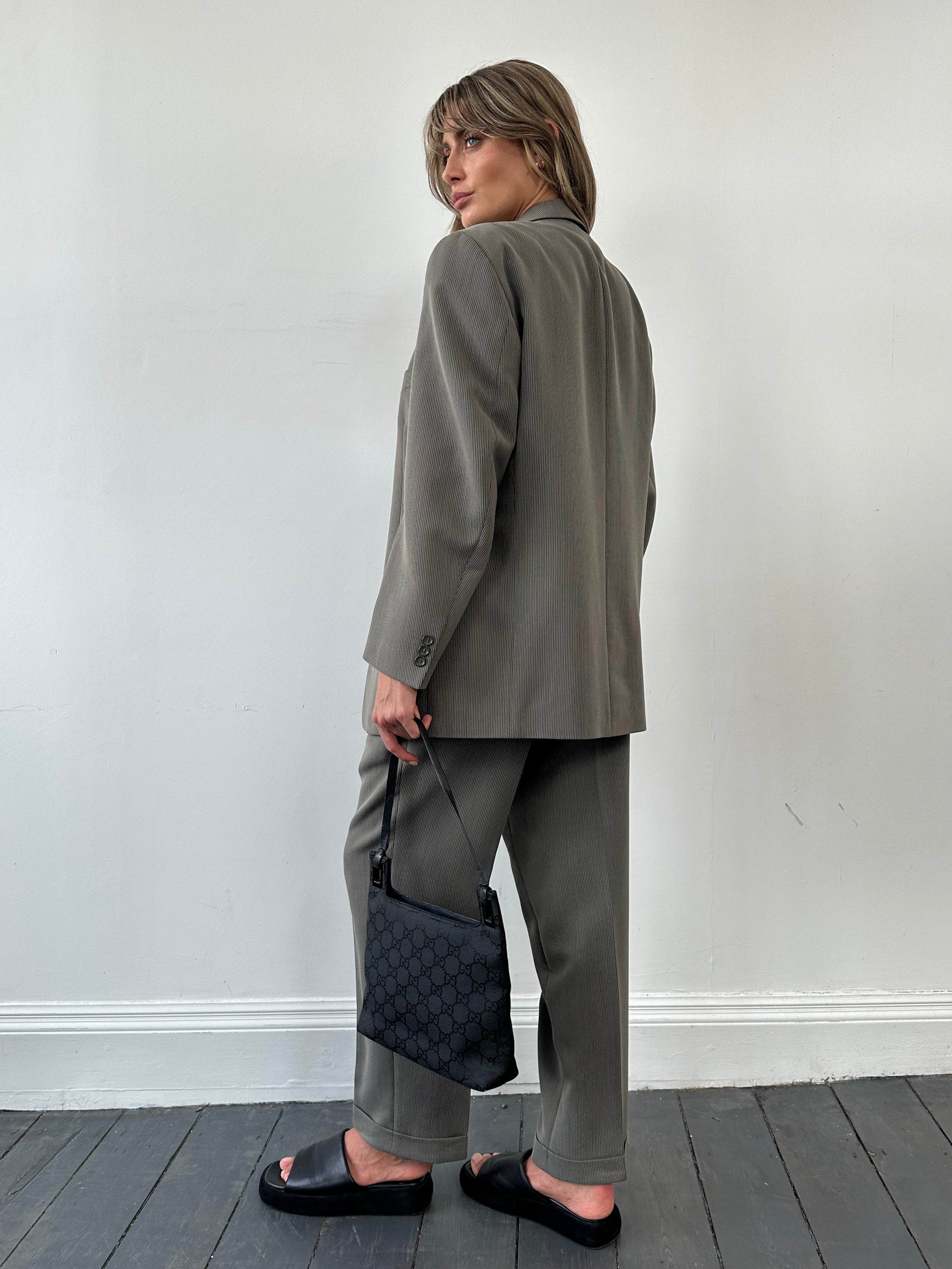 Gucci Monogram Shoulder Bag - SYLK