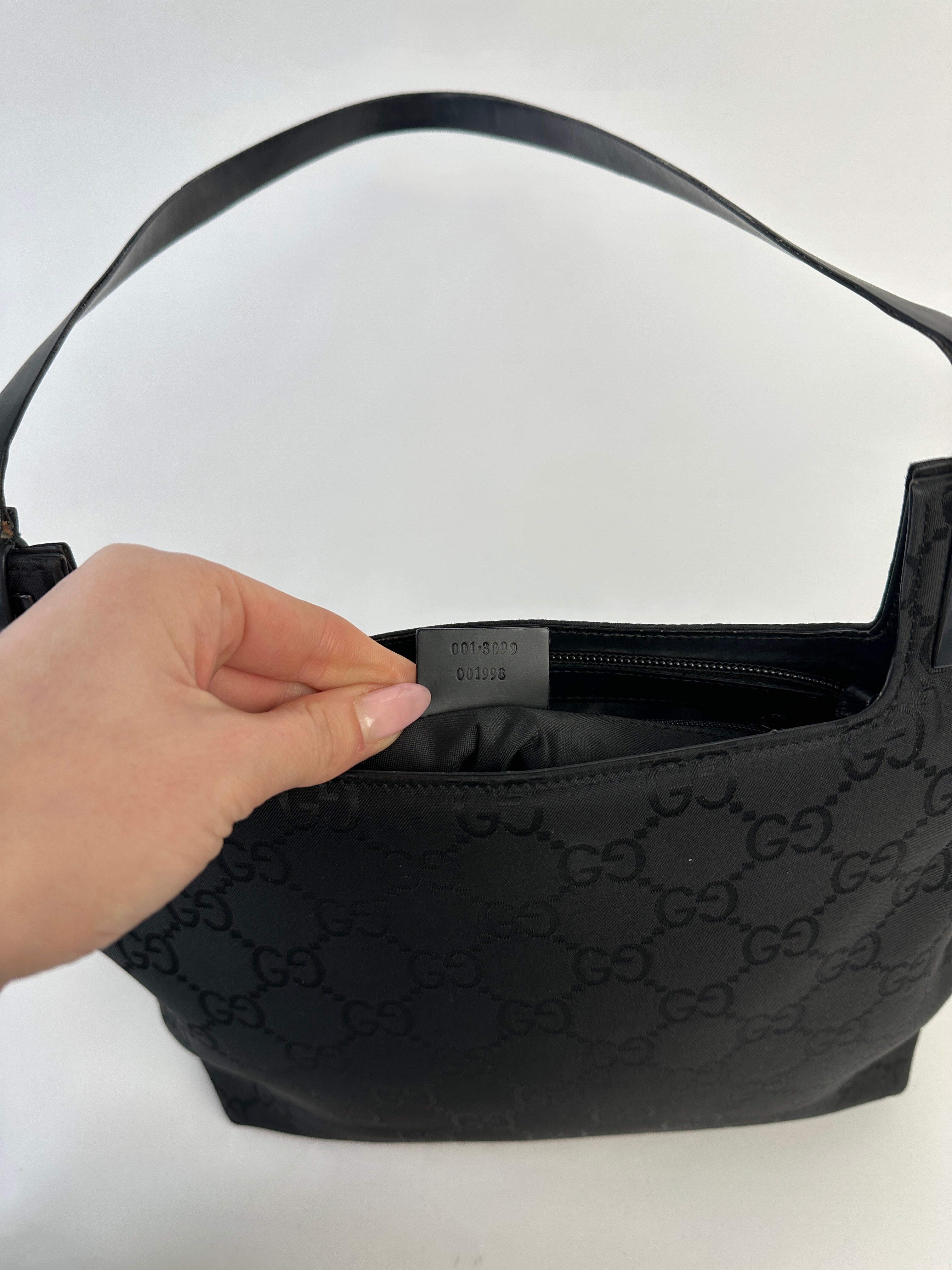 Gucci Monogram Leather Shoulder Bag - SYLK