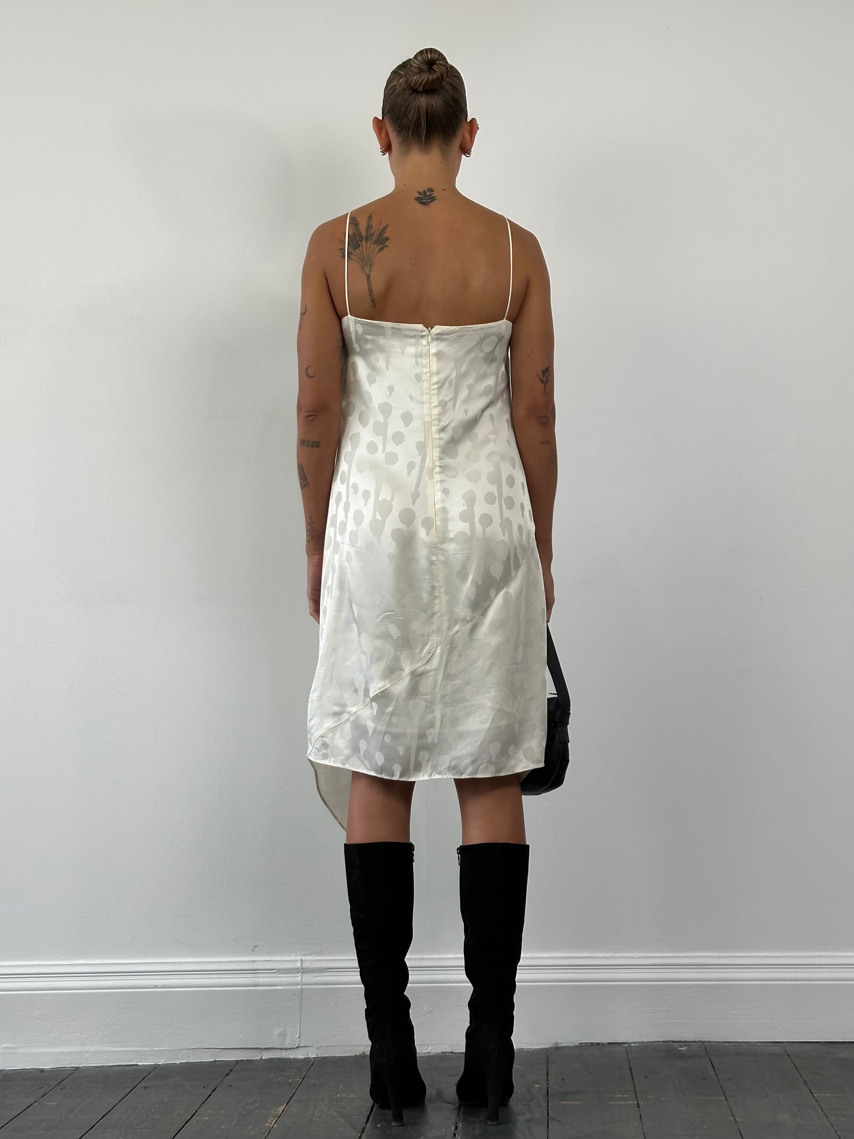 Off-White pattern two-piece cami and shirt dress set in black and white, featuring a stylish, casual design and relaxed fit.