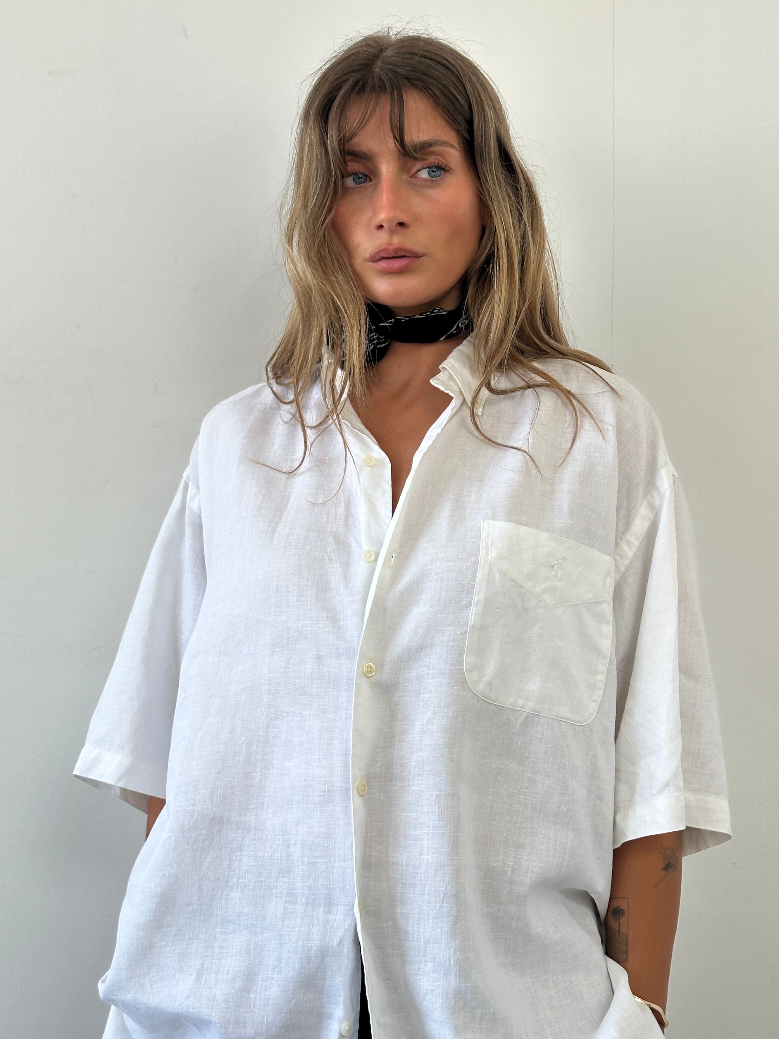 Ralph Lauren pure linen short sleeve logo shirt in XXL, light-colored fabric with Ralph Lauren logo detail on chest.