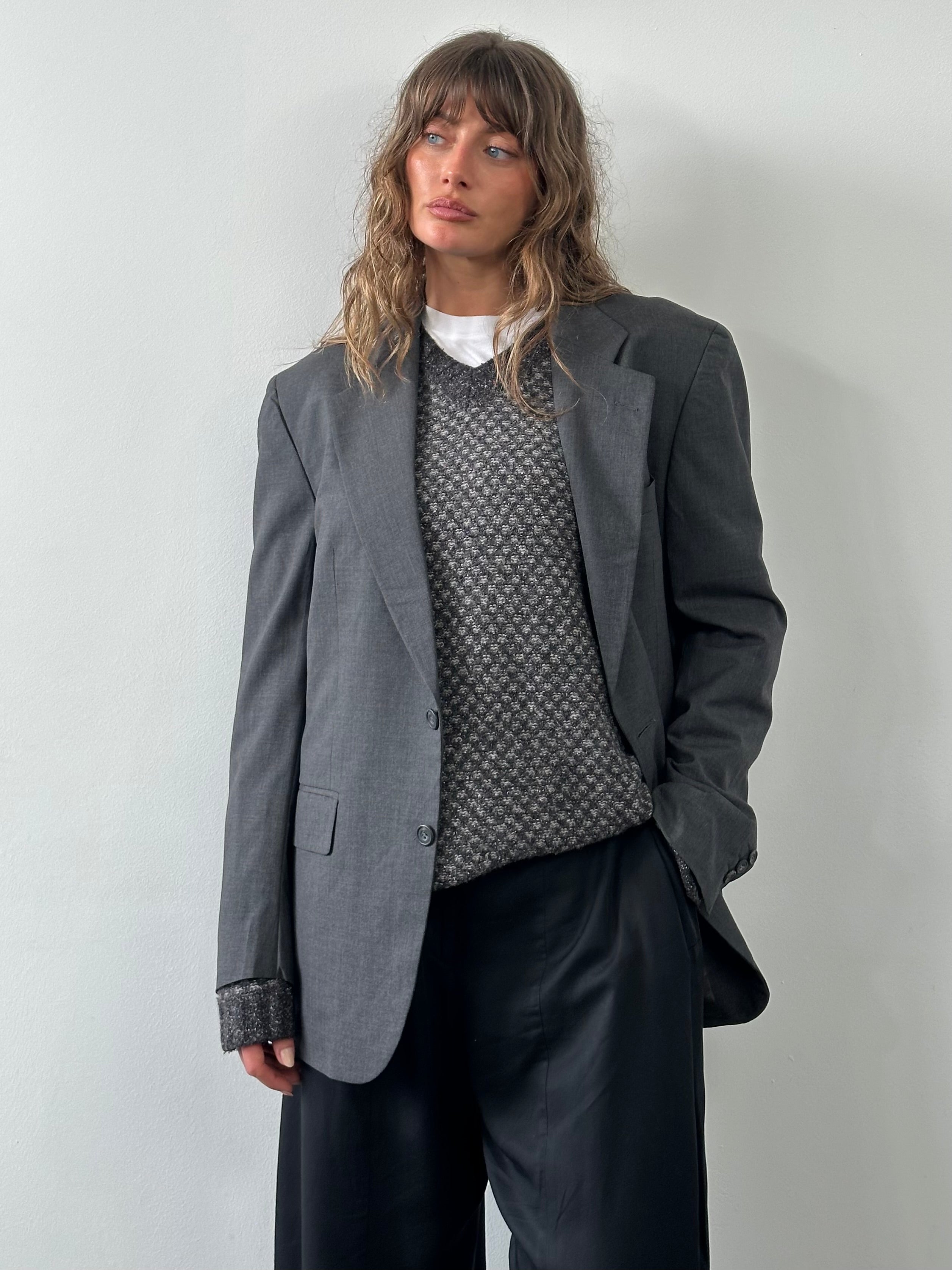 Loro Piana 1990s pure wool single-breasted blazer in size 42R/XL, tailored fit with classic lapels and neutral color.