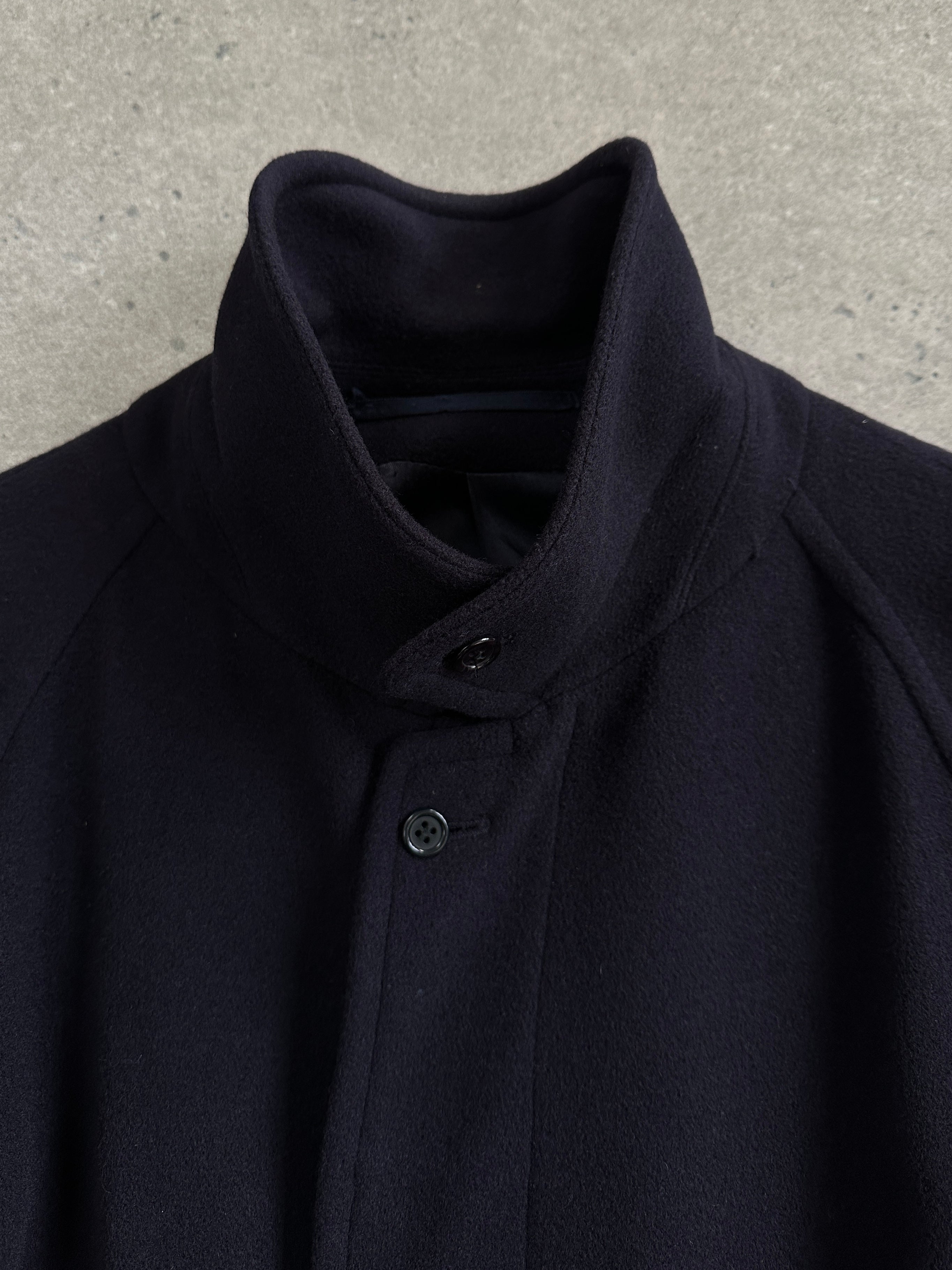 Jaeger 1990s high neck pure cashmere coat in XL, beige with a classic tailored design and high collar.