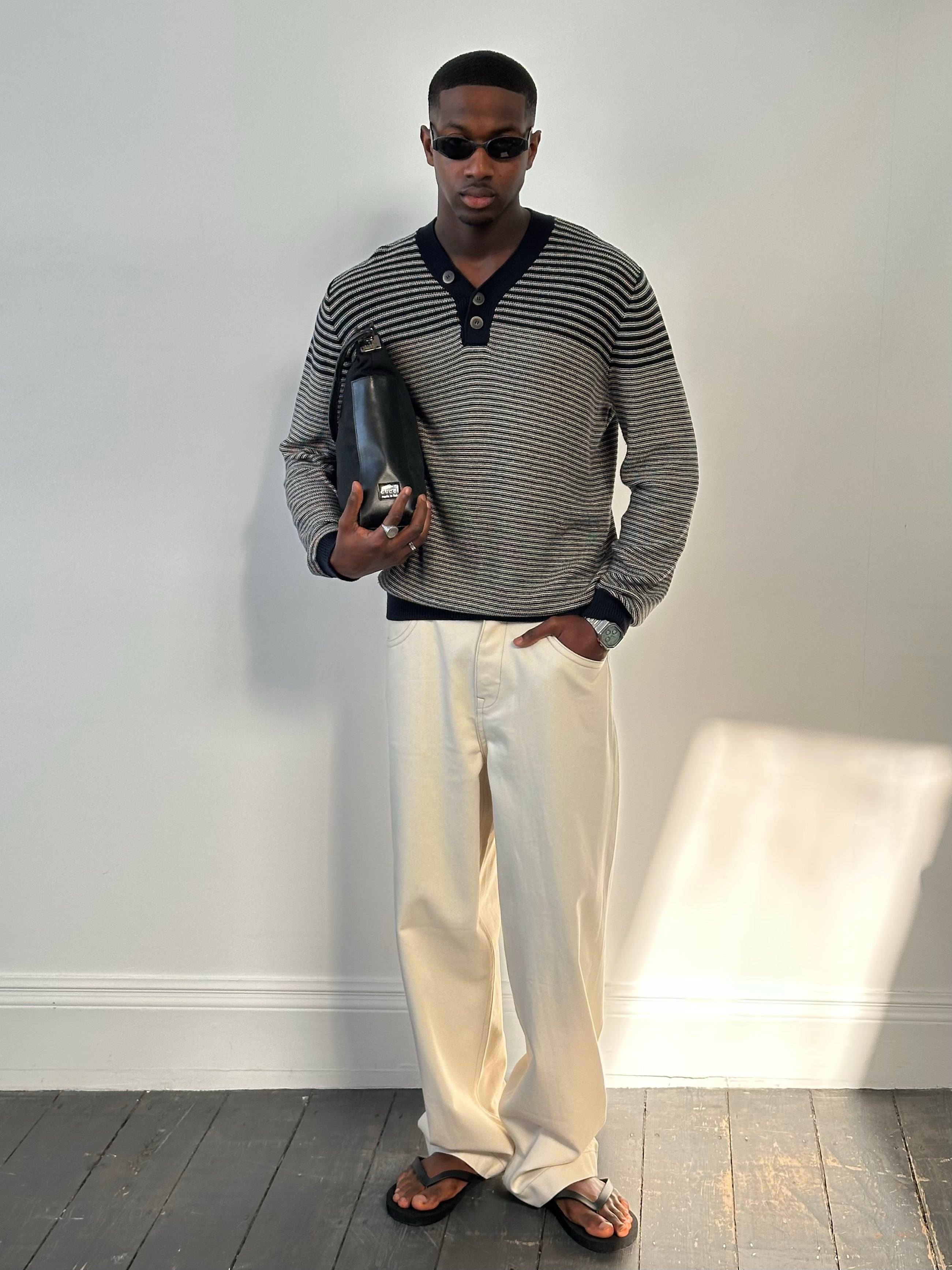 Hugo Boss 2000s Pure Cotton Striped Henley Jumper in XL, featuring blue and white stripes, long sleeves, and a buttoned neckline.
