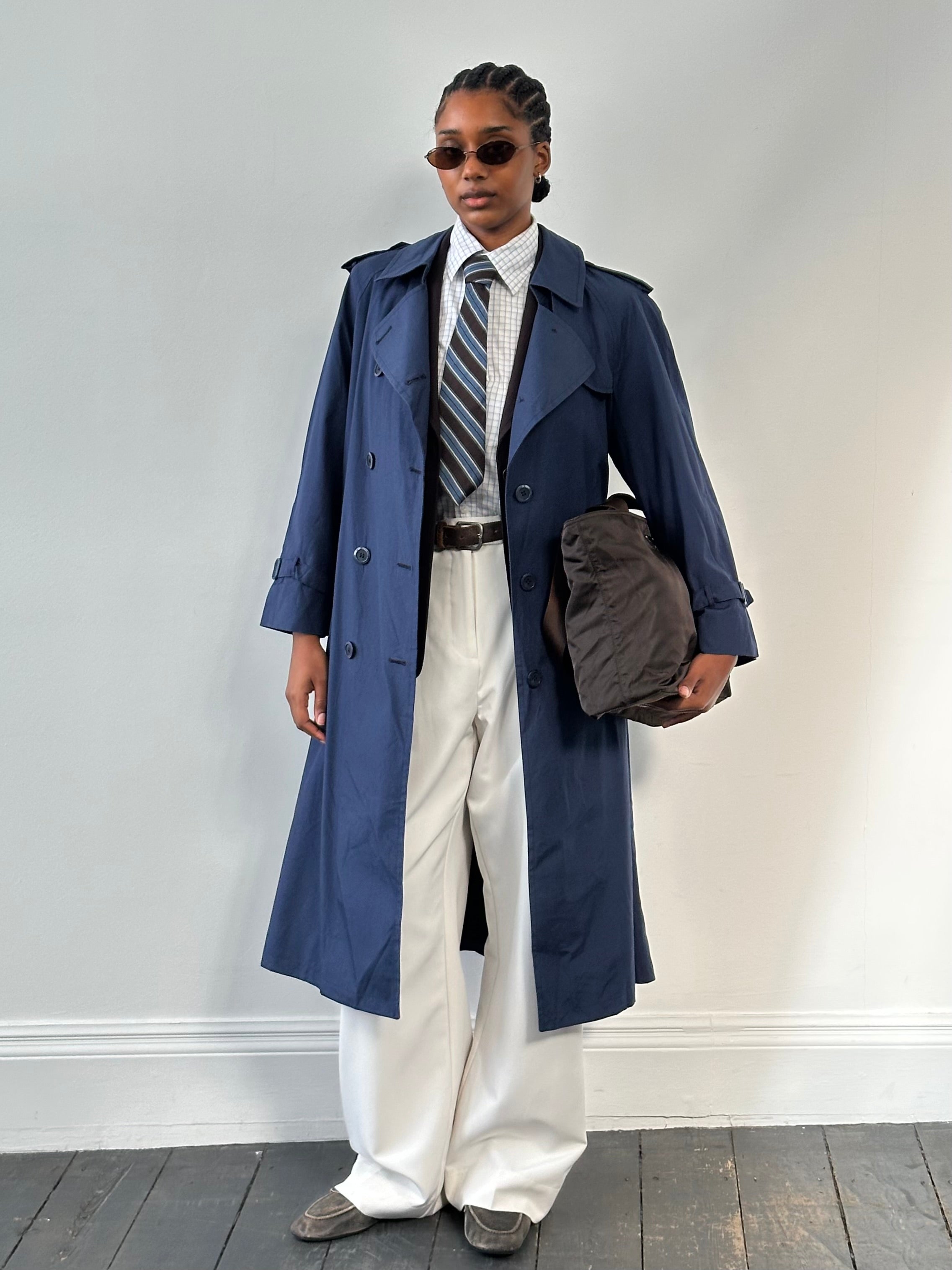 London Fog 1990s double-breasted cotton trench coat in size S/M, classic beige color with belt and button details.