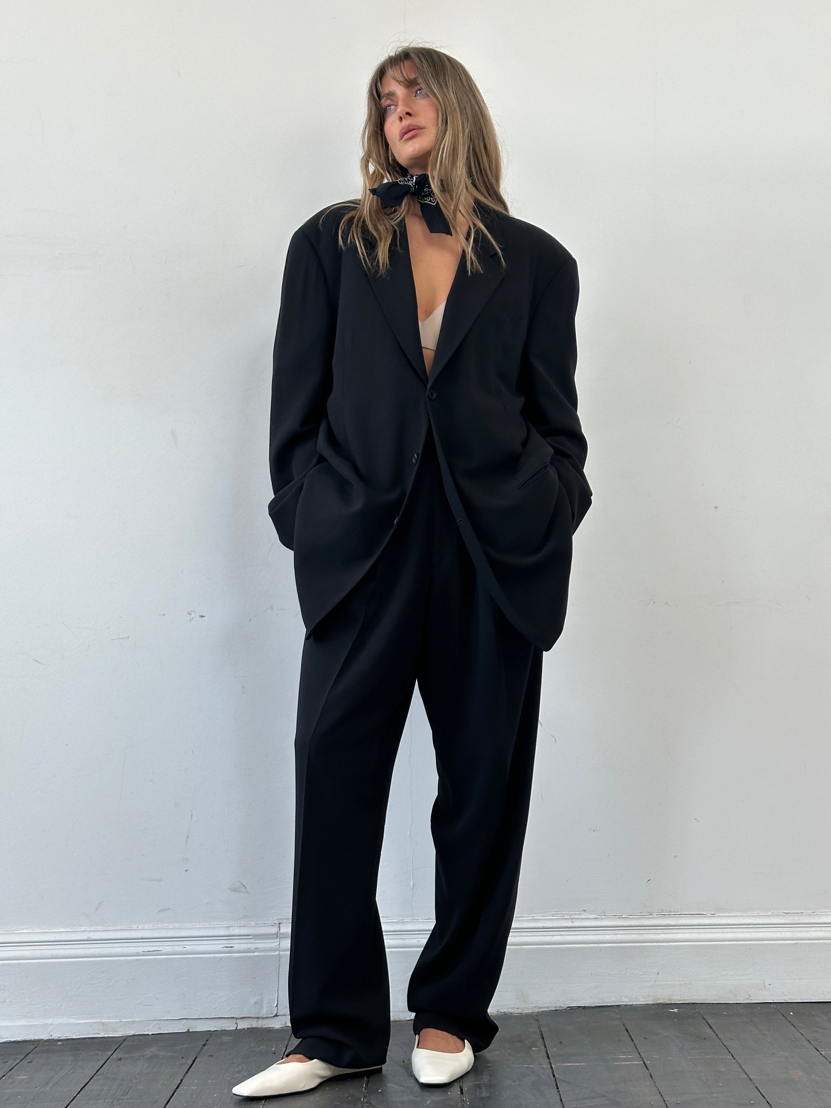 Giorgio Armani 00s pure wool oversized relaxed suit jumpsuit in size 44R/W36, featuring a tailored, comfortable fit.
