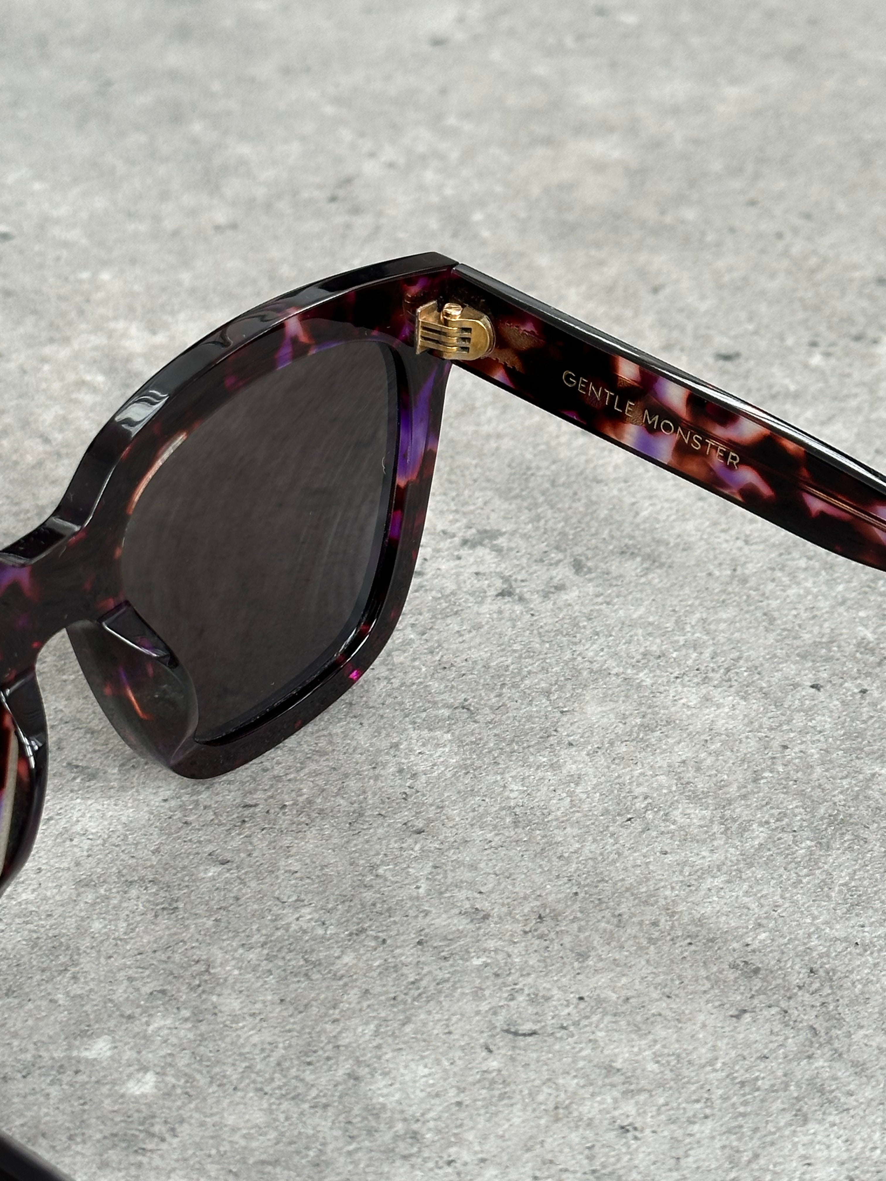 Gentle Monster Dreamer Hoff Oversized Square Logo Sunglasses