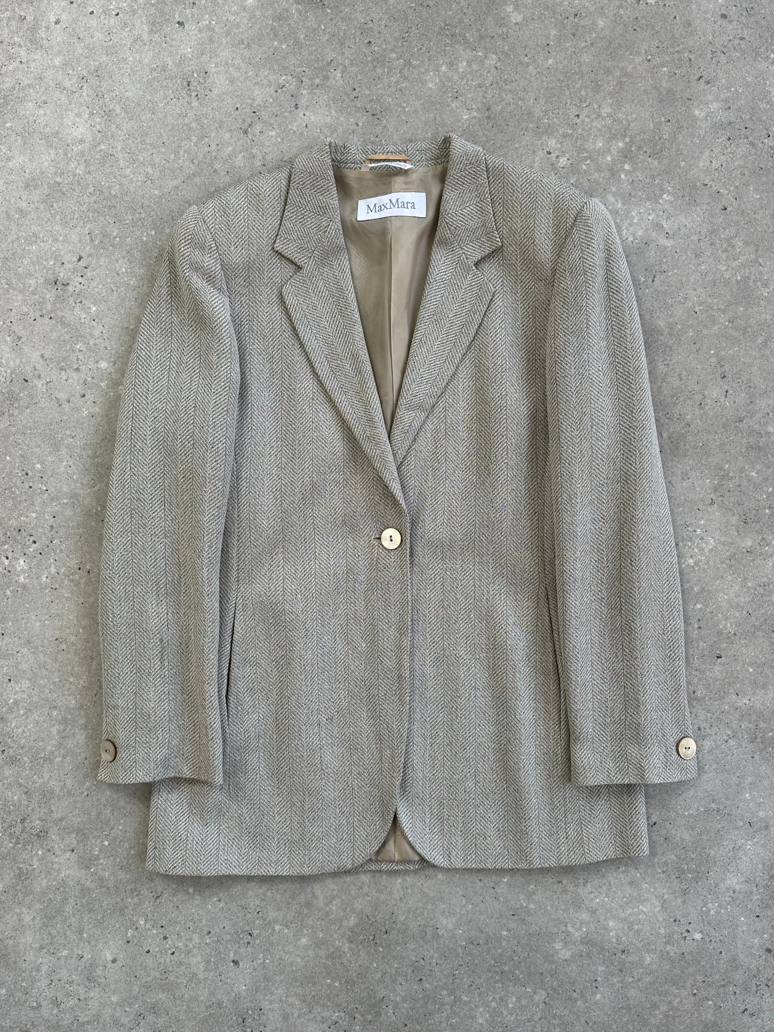Max Mara relaxed single-button herringbone blazer in size S/M, tailored fit, stylish professional outerwear.