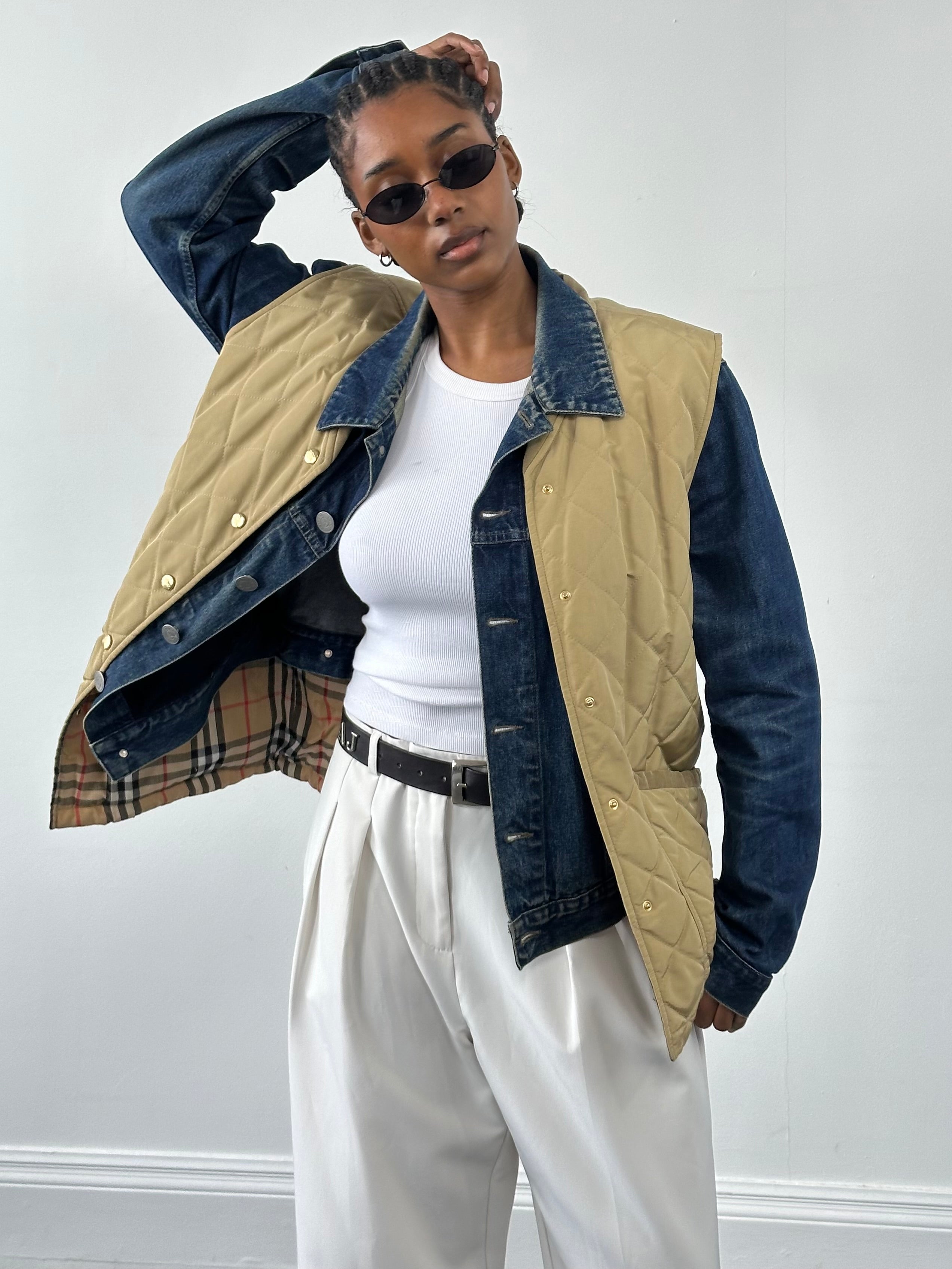 Burberry 1990s nylon bespoke button Nova Check gilet in size M, featuring classic check pattern and lightweight nylon material.