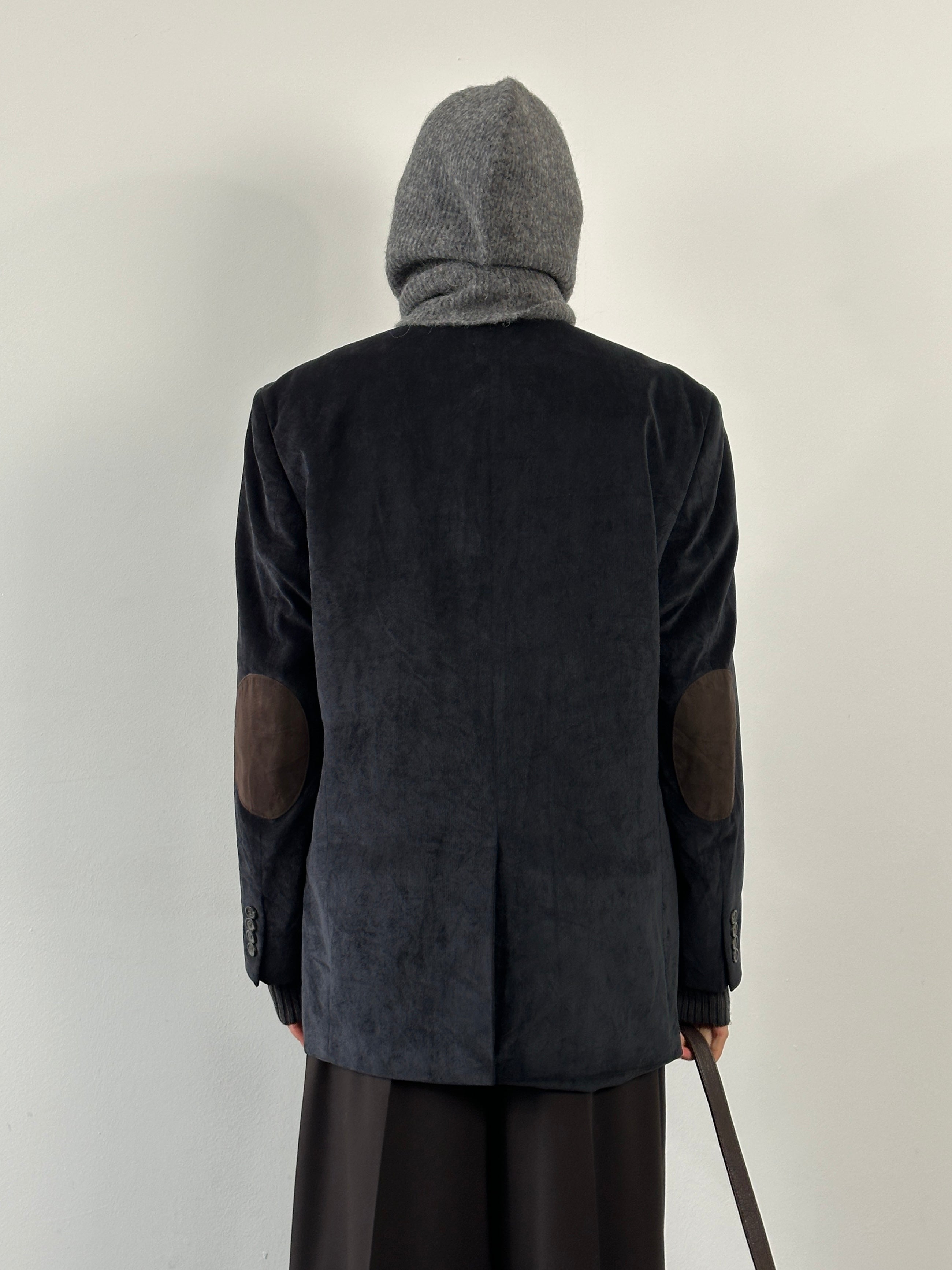 Chaps 2000s single-breasted corduroy blazer in size 40R/L, dark brown color, with notch lapels and tailored fit.