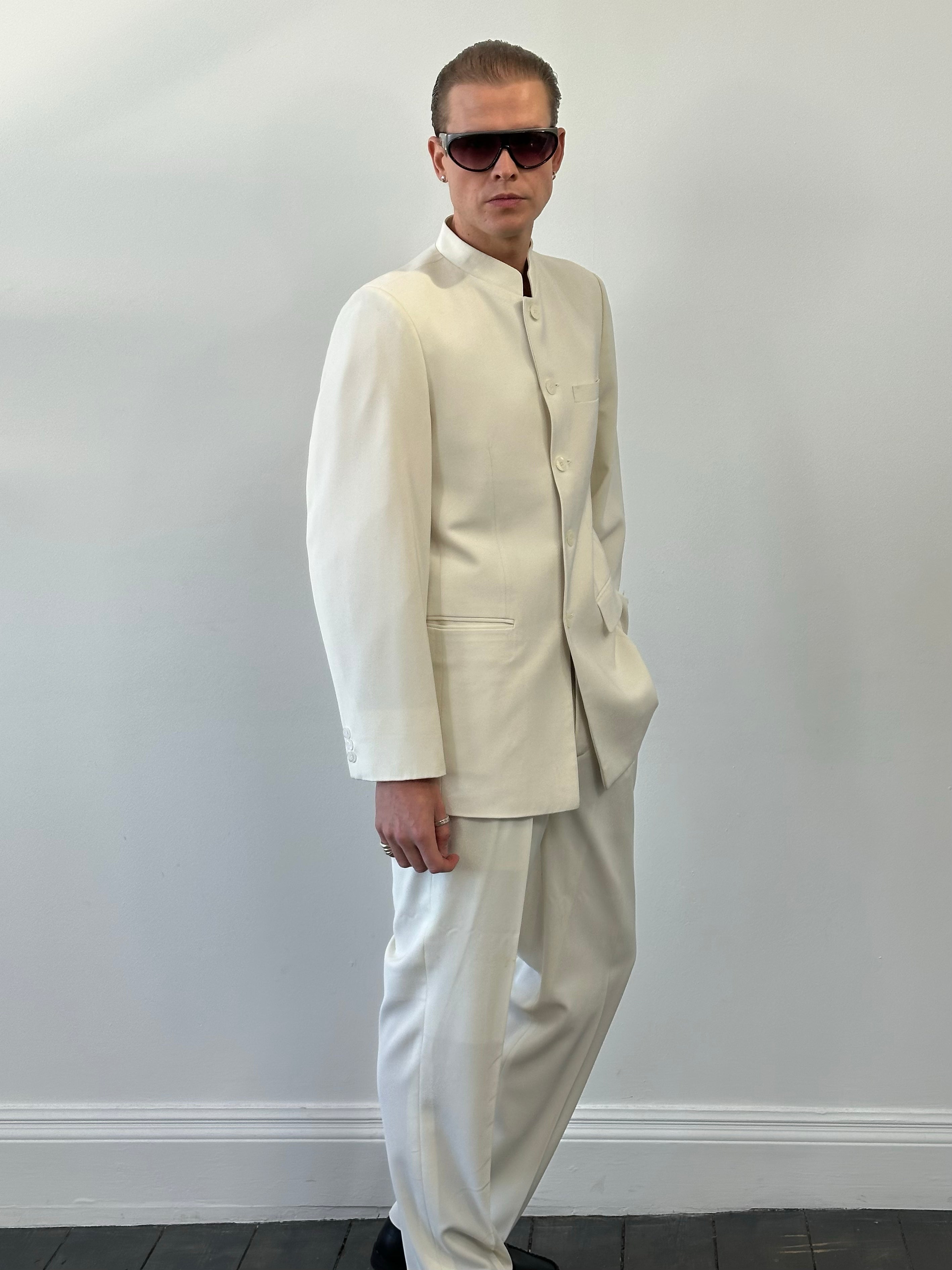 Vintage 1990s Collarless Tailored Suit - 40R/W30