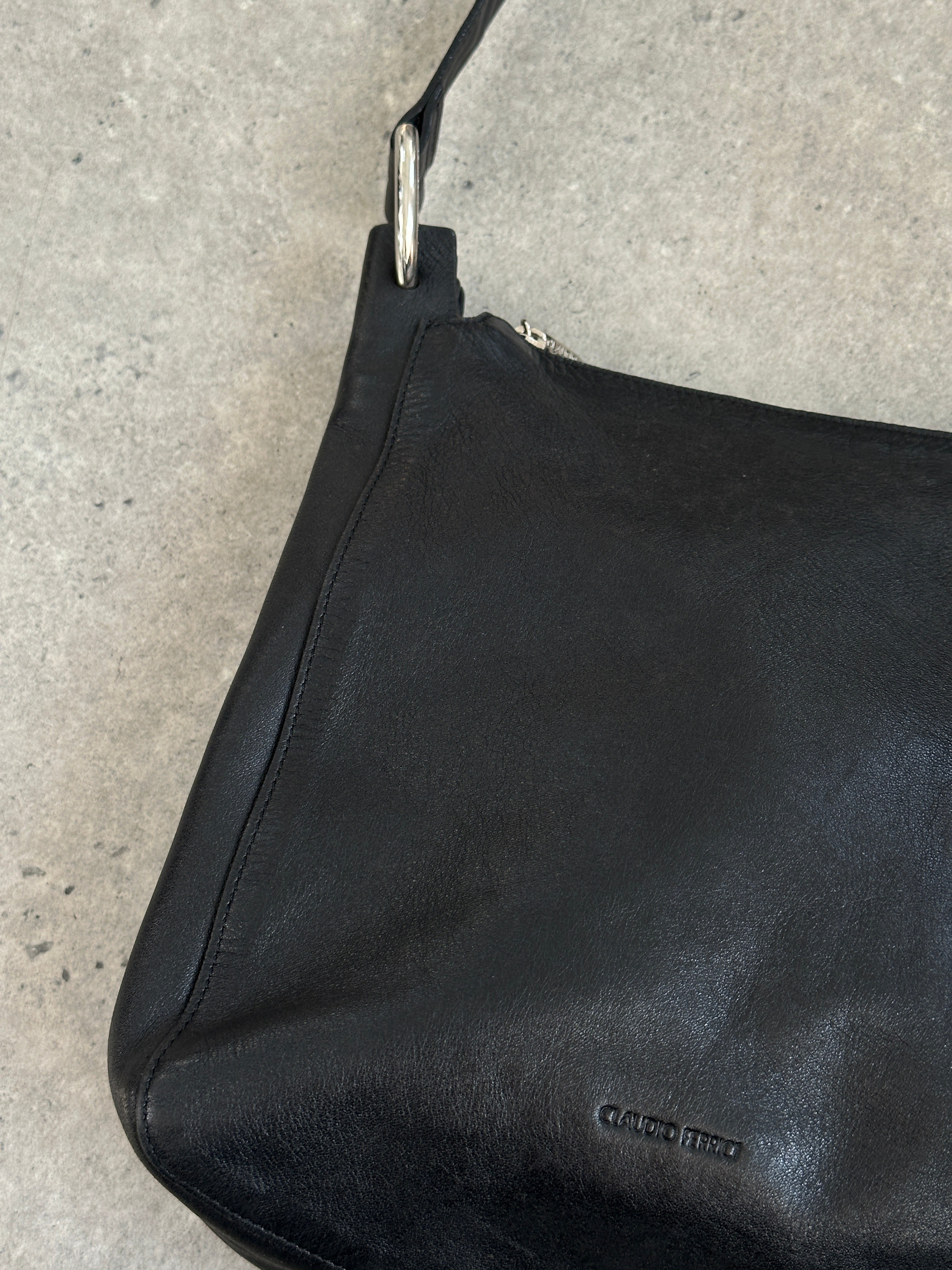 Vintage 1990s Leather Shoulder Bag