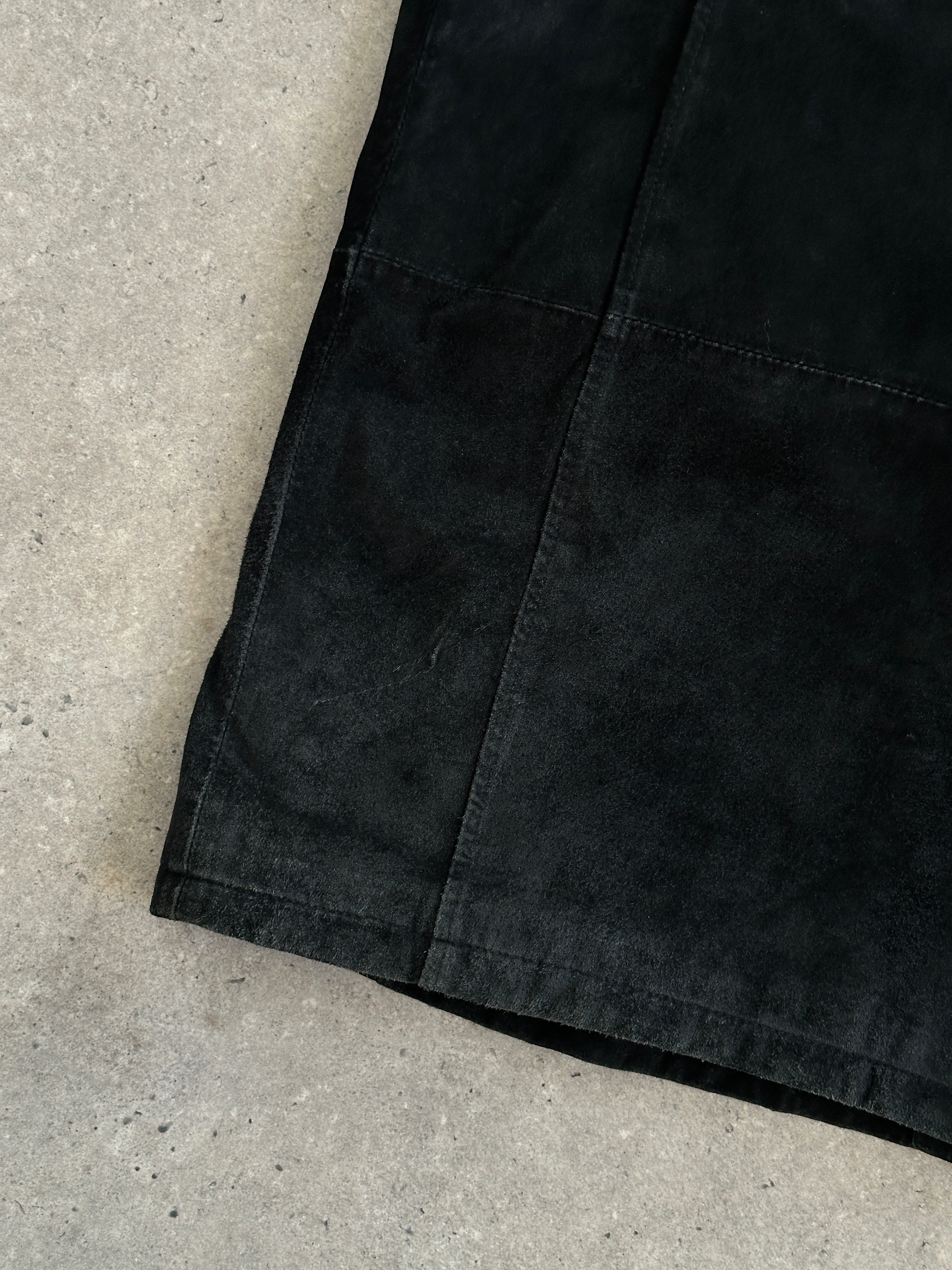 Pierre Cardin 3XL suede leather jacket showing front view with collar and zip closure.