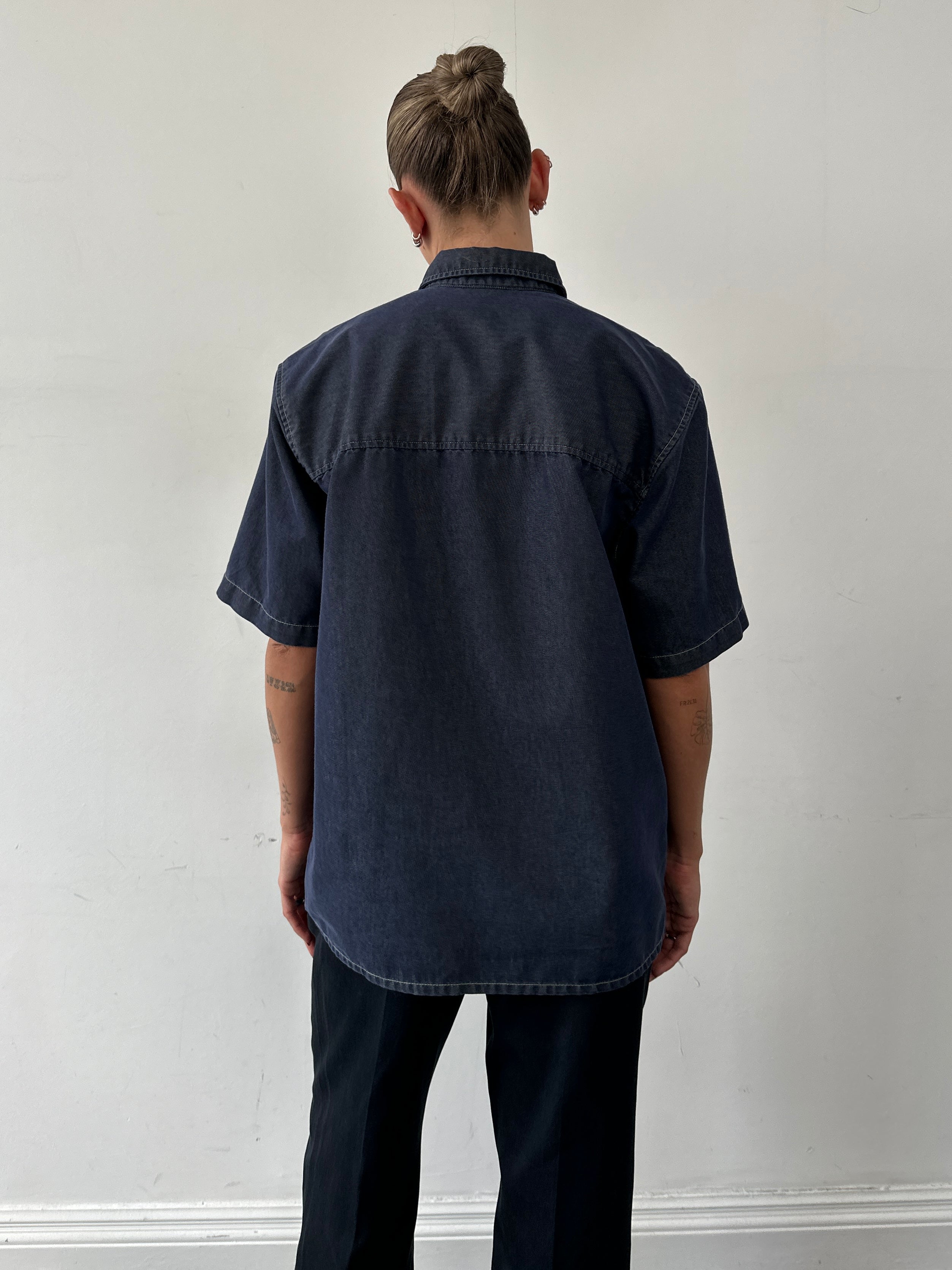 Vintage cotton two-tone embroidery shirt in size large, showcasing intricate embroidery and classic shirt design.