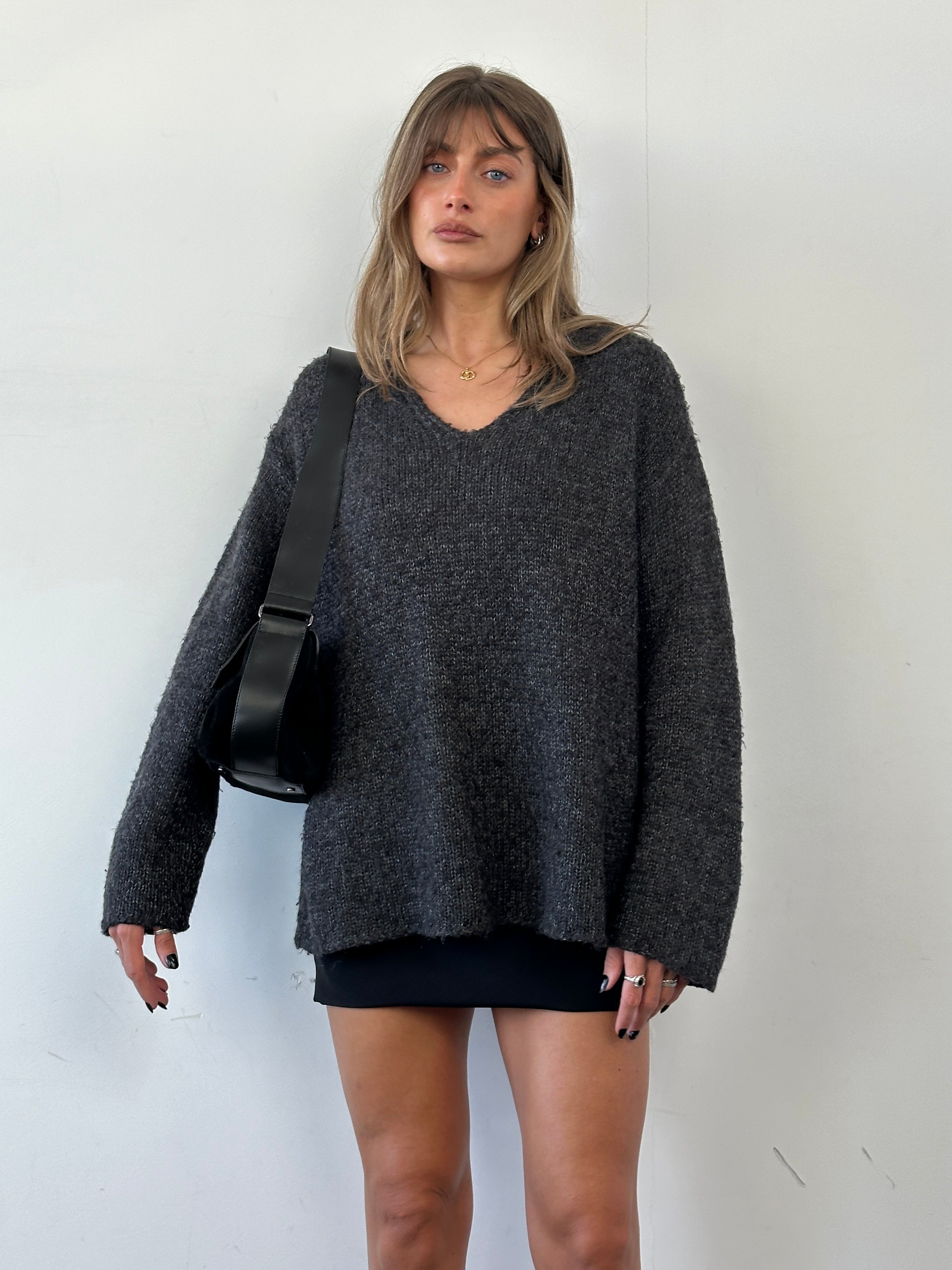 Max Mara mohair V-neck knitted jumper in XL, showcasing a soft, stylish cream-colored sweater with a relaxed fit.