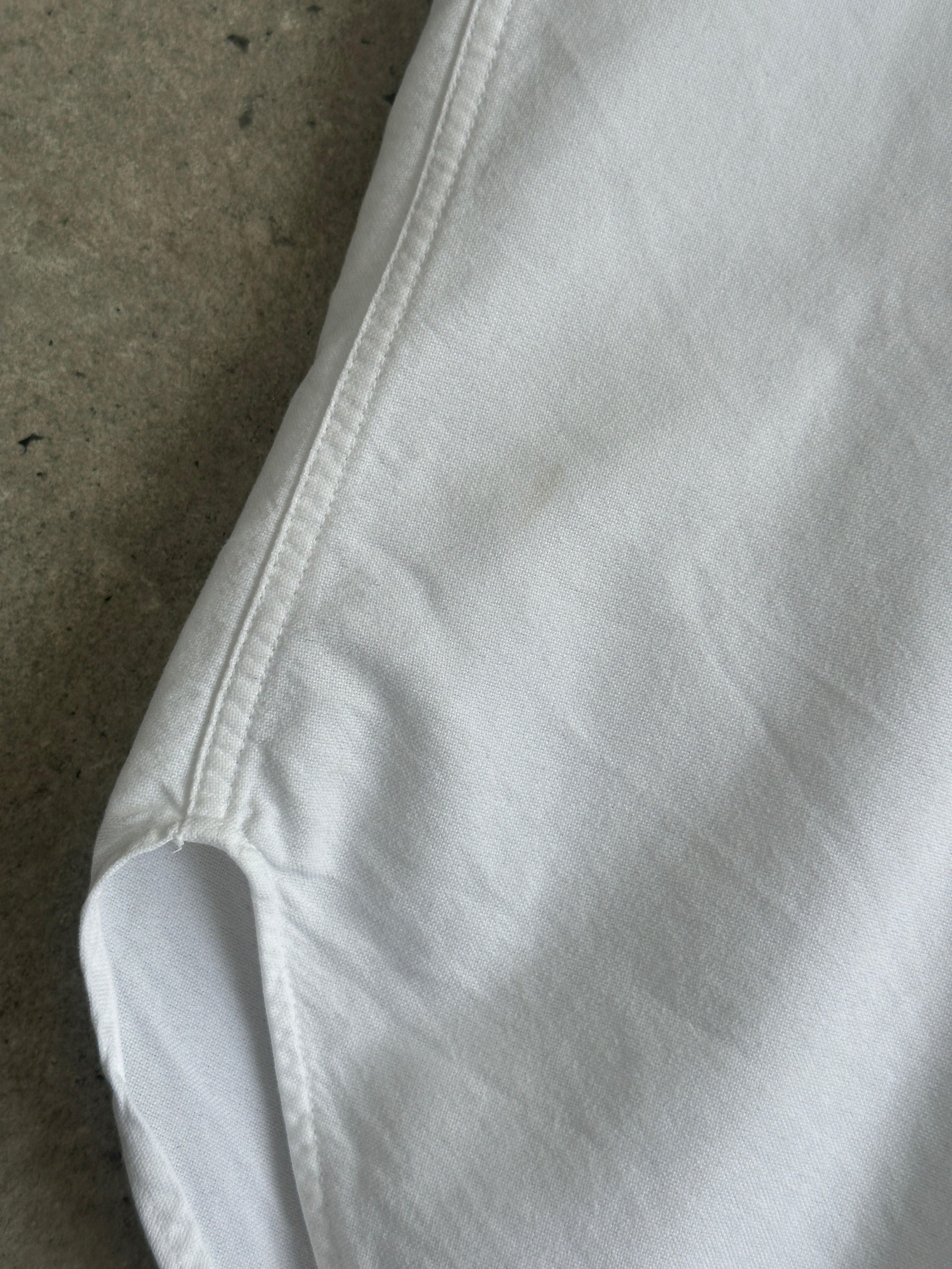 Burberry London pure cotton sleeveless shirt in size S, white with classic collar and button details, casual summer fashion.