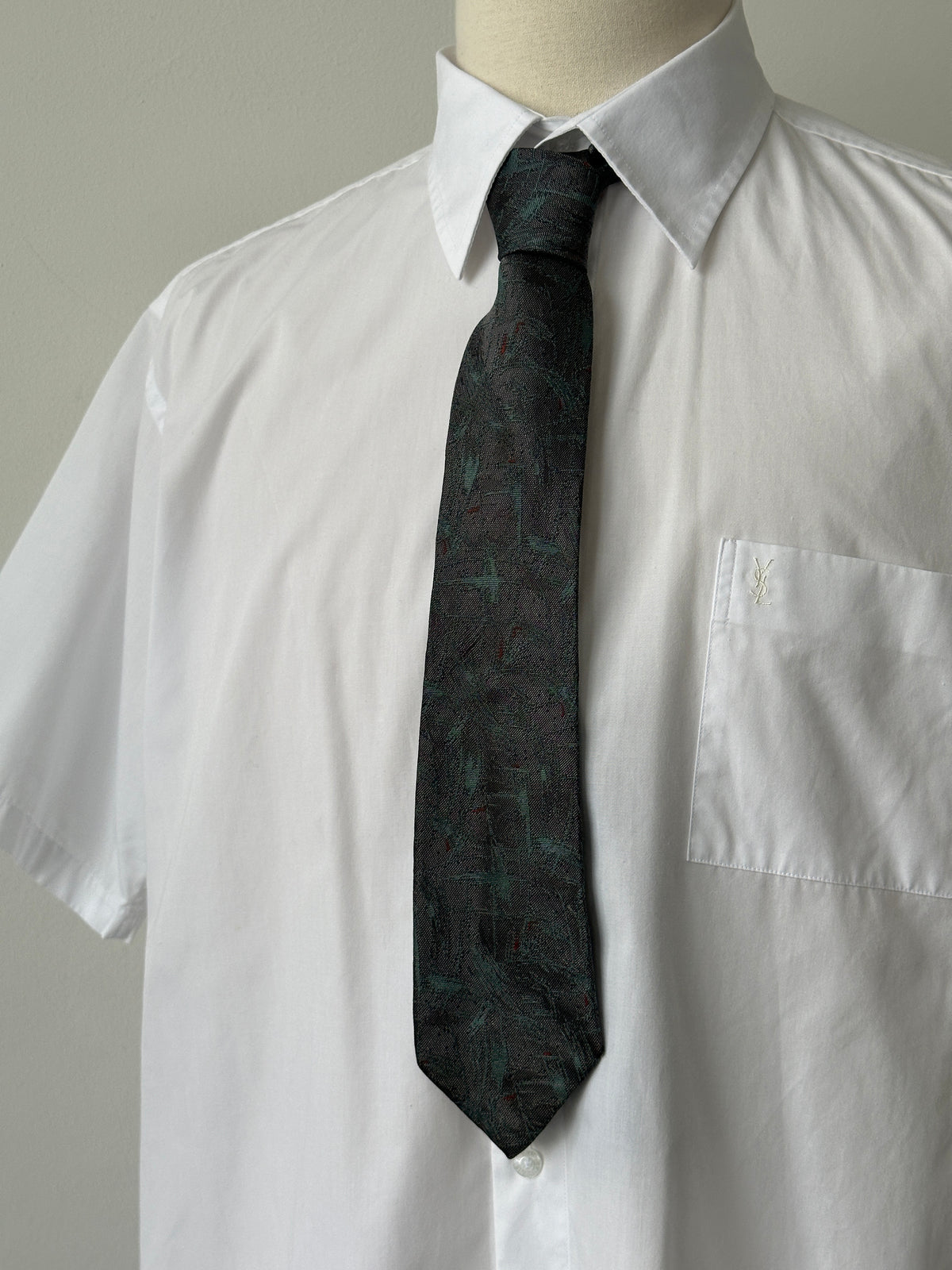 Balenciaga 1990s Italian Pure Silk Jacquard Tie