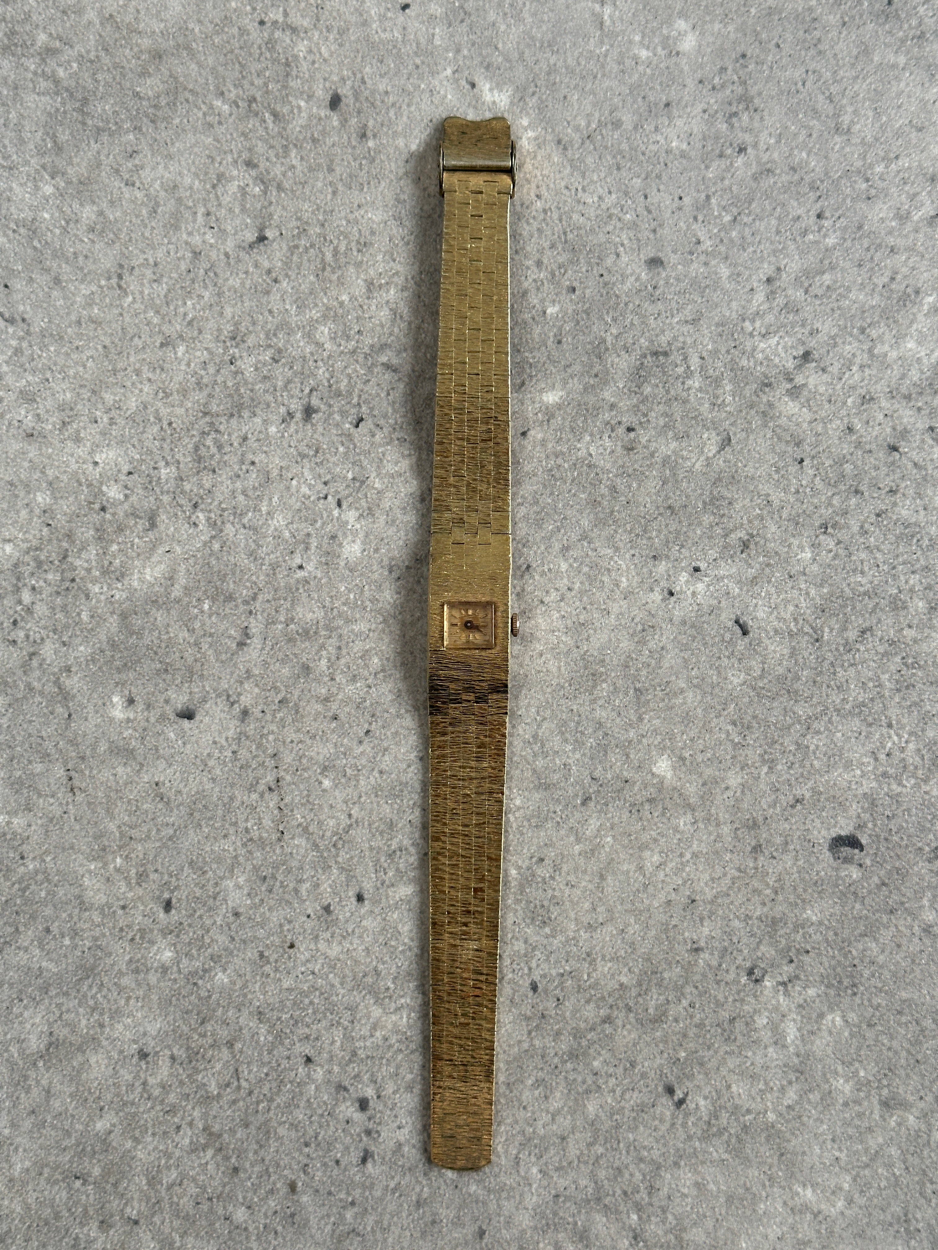 Vintage 1970s Swiss Mechanical Bracelet Watch