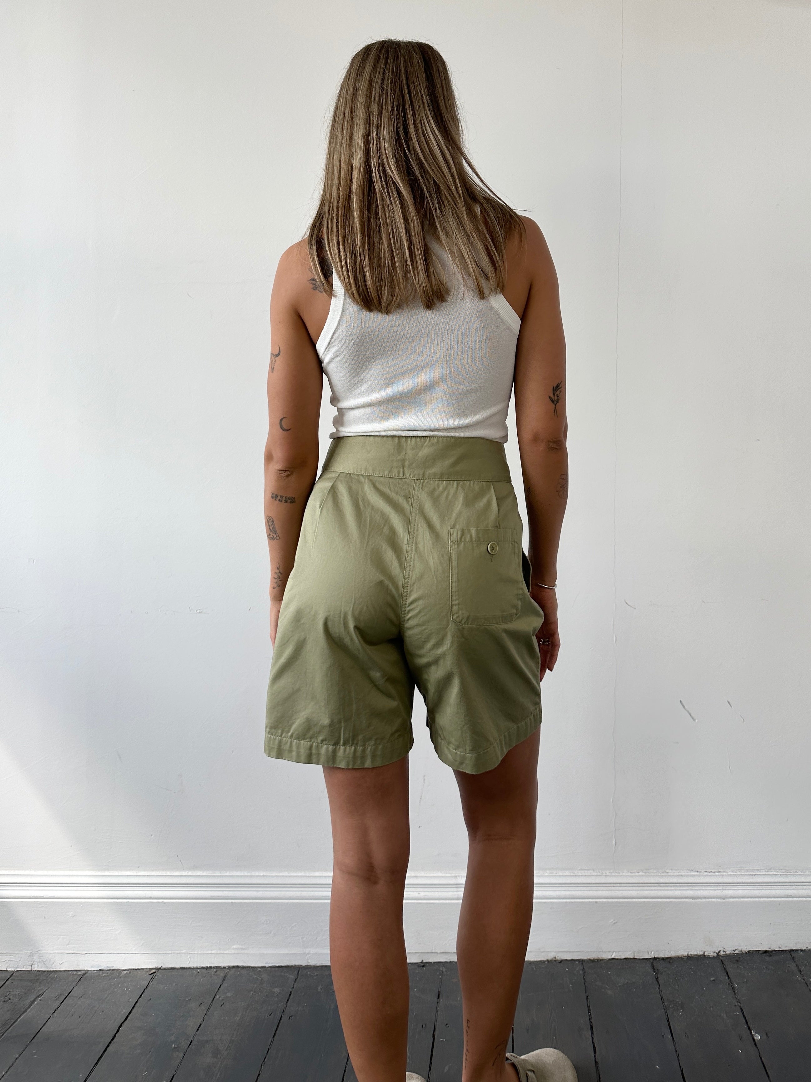 Lacoste high waisted pure cotton shorts in size W28, with a classic fit and Lacoste crocodile logo detail.