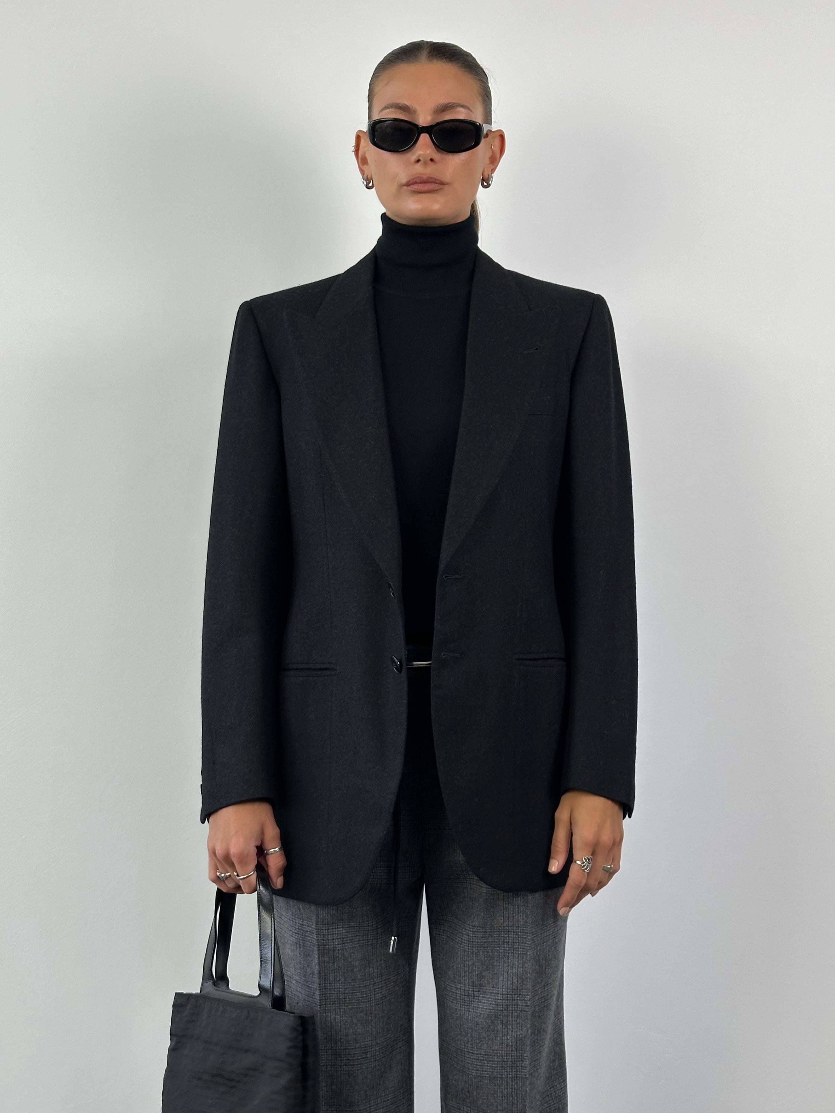 Vintage Italian brushed wool blazer with large lapel, size 40R/L, classic tailored look in neutral tones.