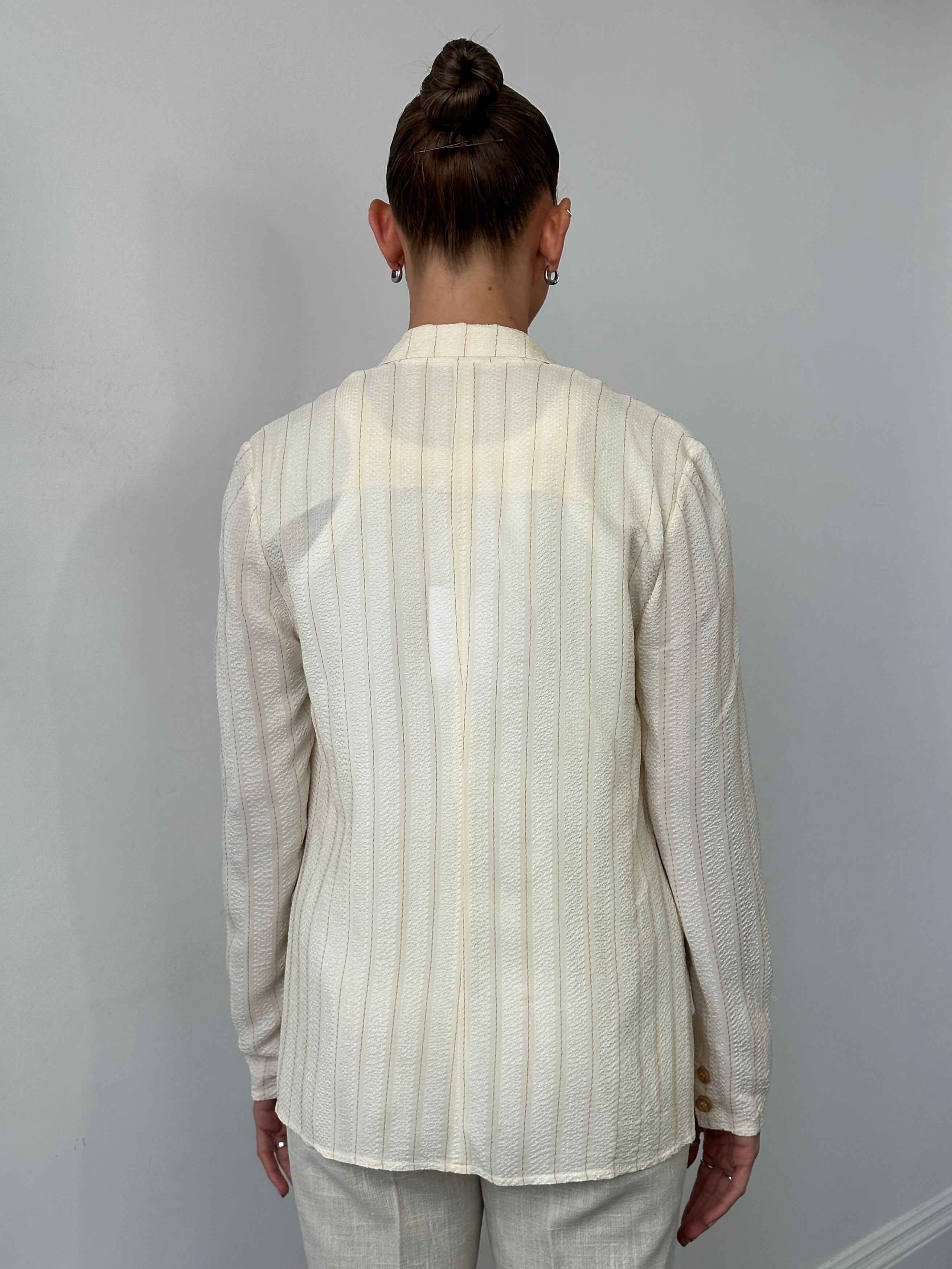 Vintage Italian pure silk striped blazer with single button closure, tailored fit, elegant design, size M.