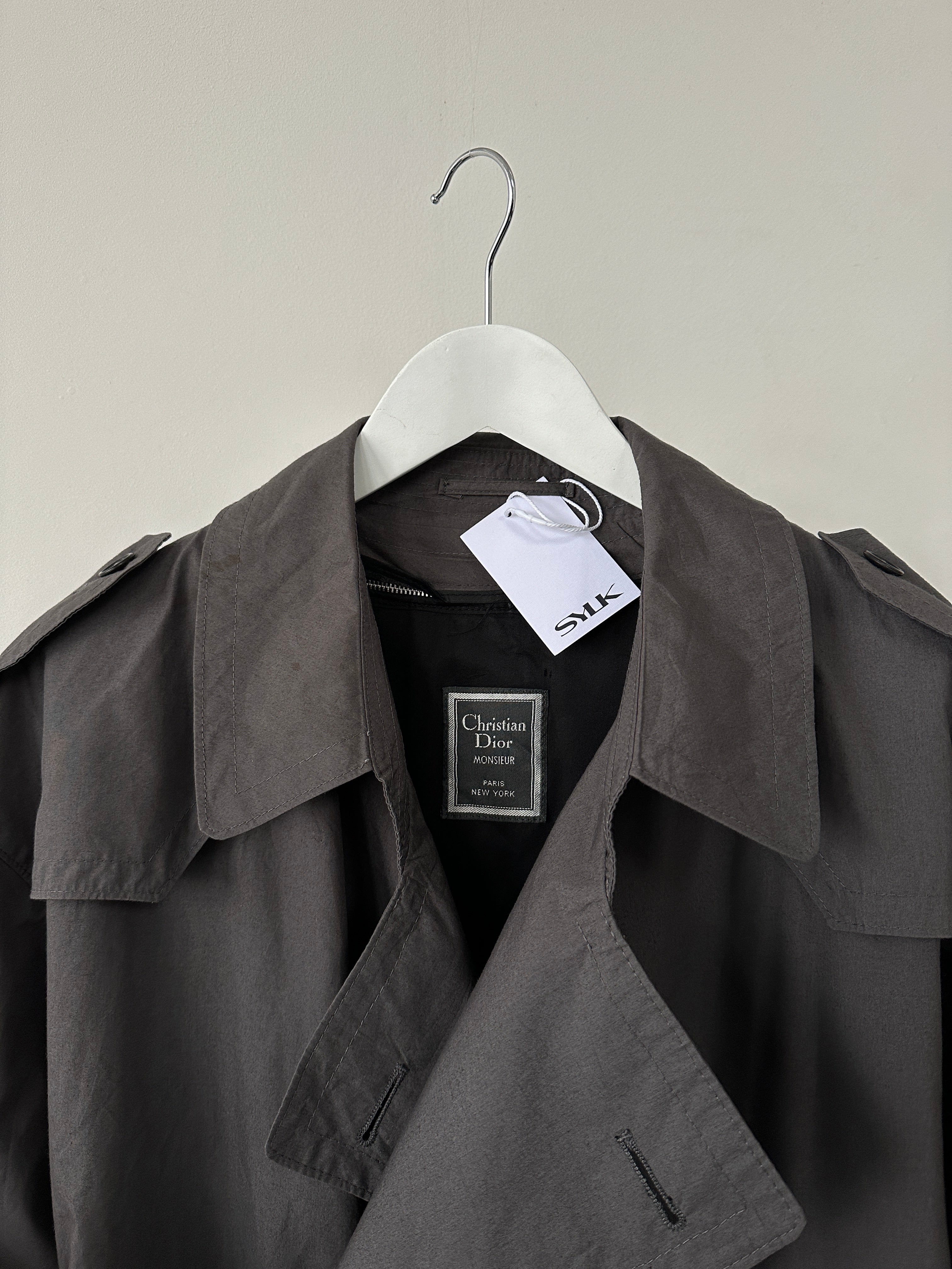 Christian Dior Monsieur cotton double-breasted belted trench coat in XL, beige color, featuring classic design and button details.