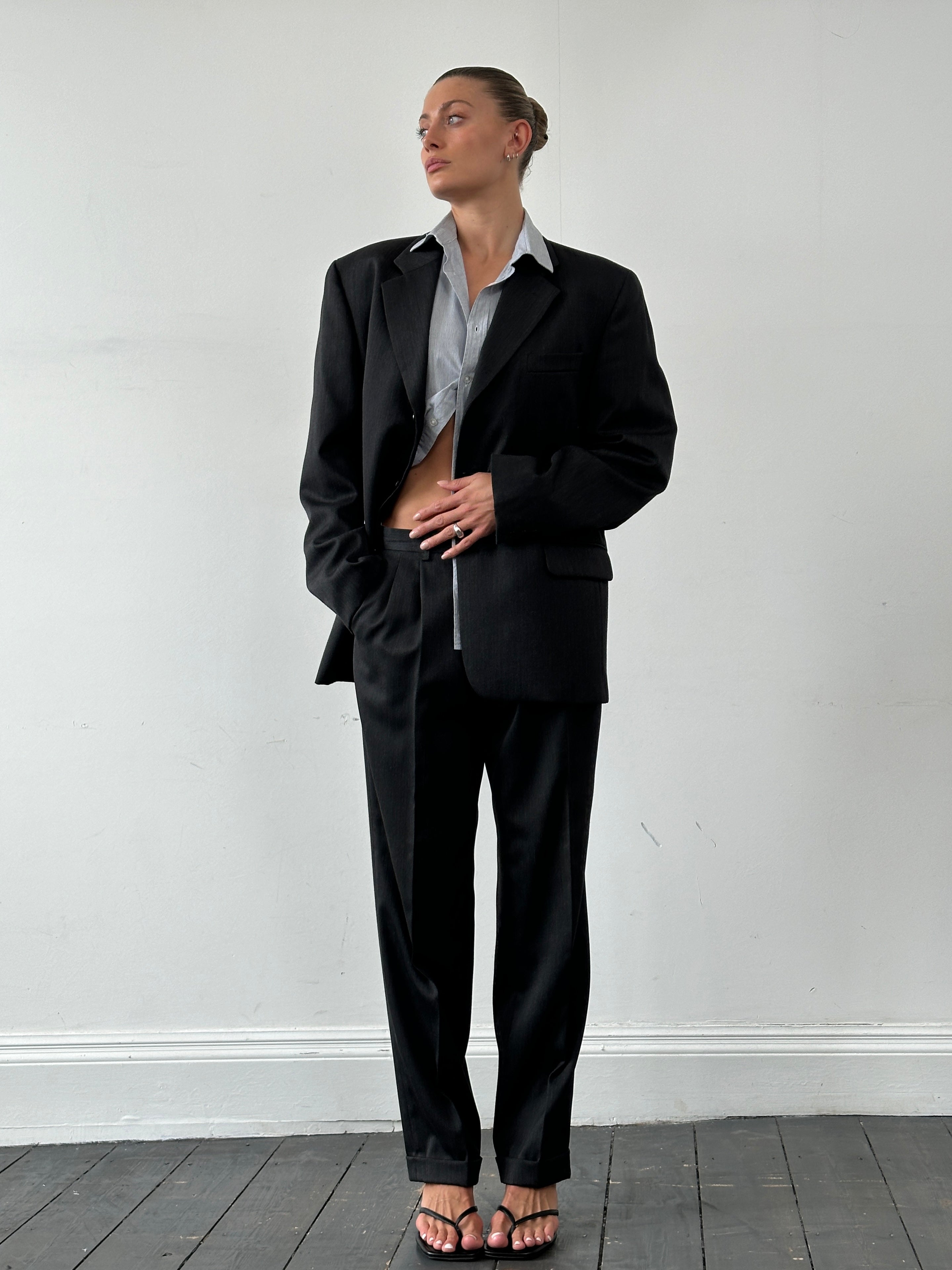 Vintage wool pinstripe jumpsuit, single-breasted suit for women, size 40R/W32, featuring classic tailored design and vintage style.