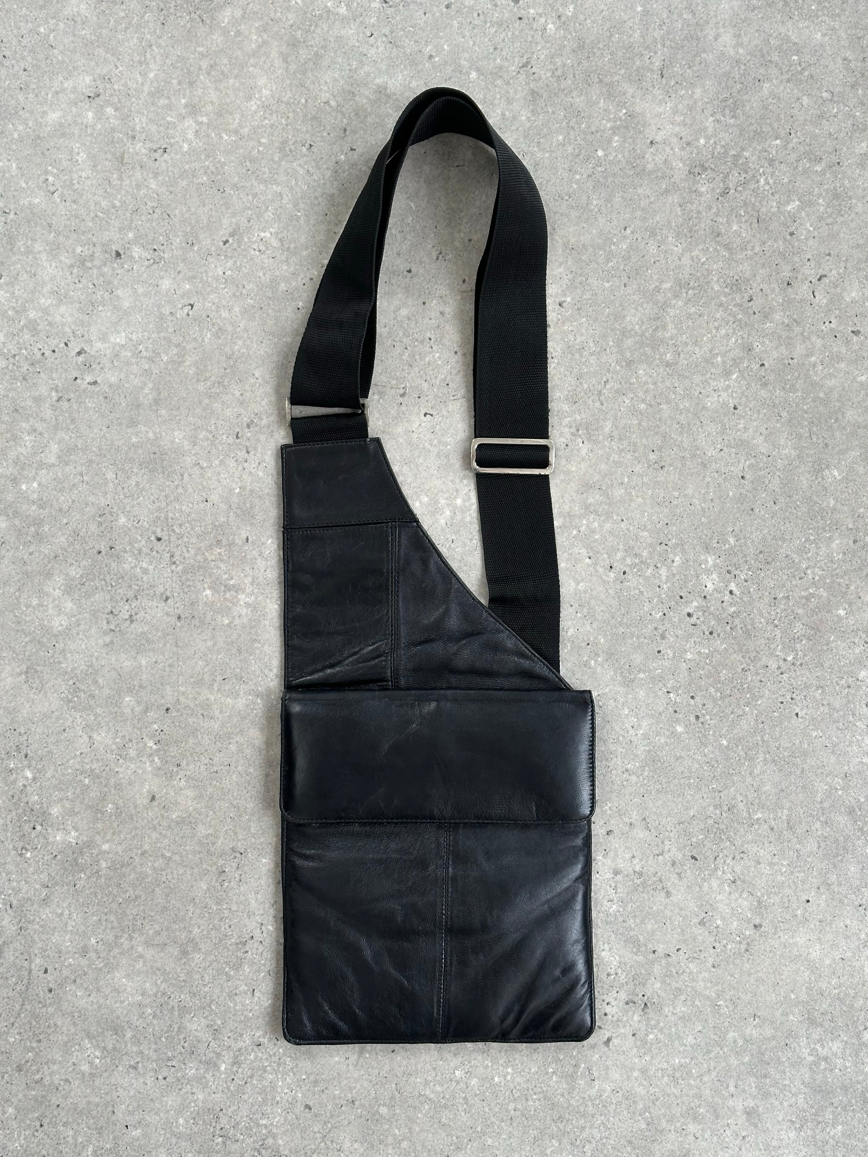 Vintage 1990s Flat Leather Crossbody Bag