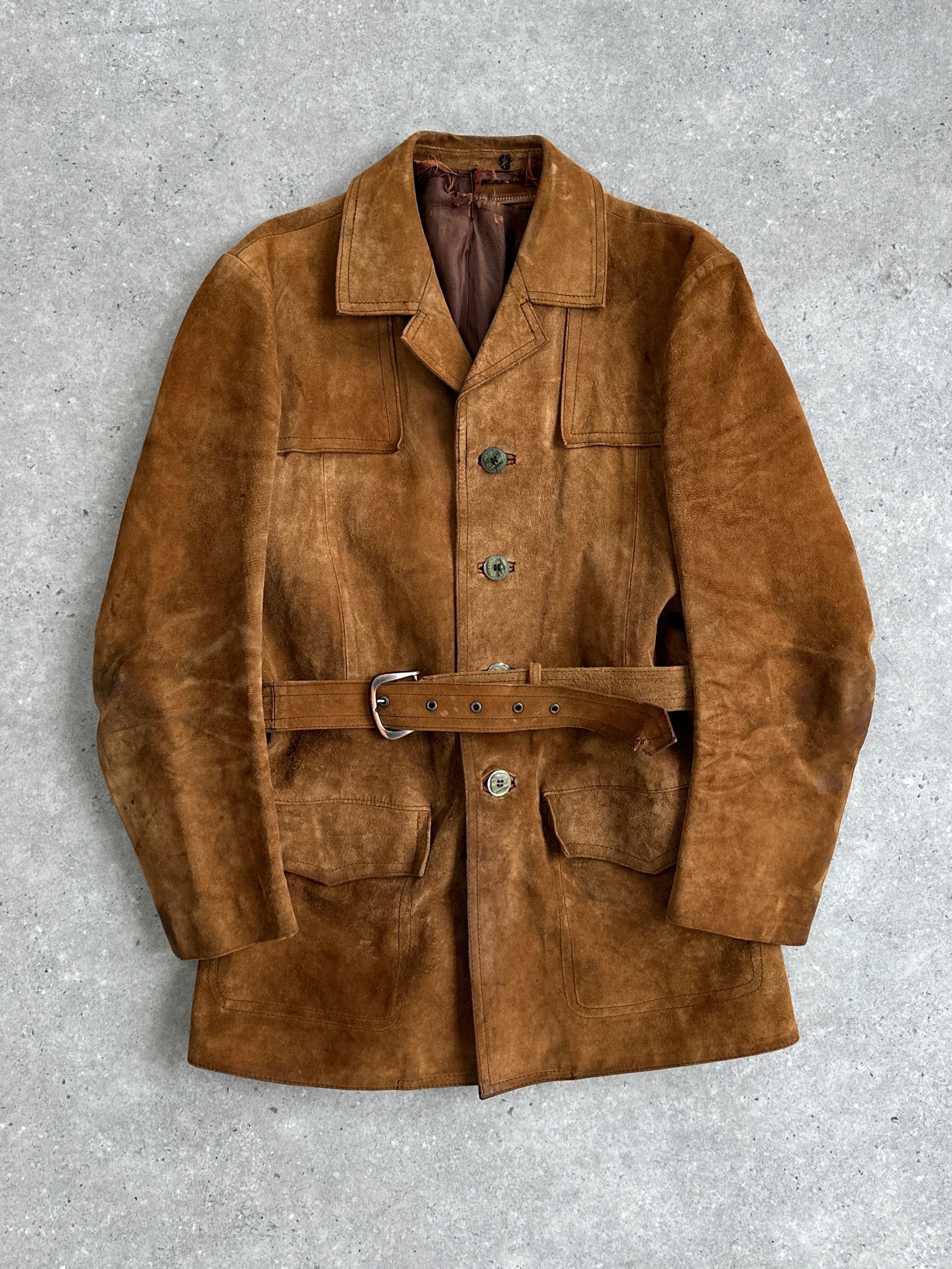 Vintage suede leather jacket with belted waist in size M/L, stylish and classic outerwear for casual or dressy wear.