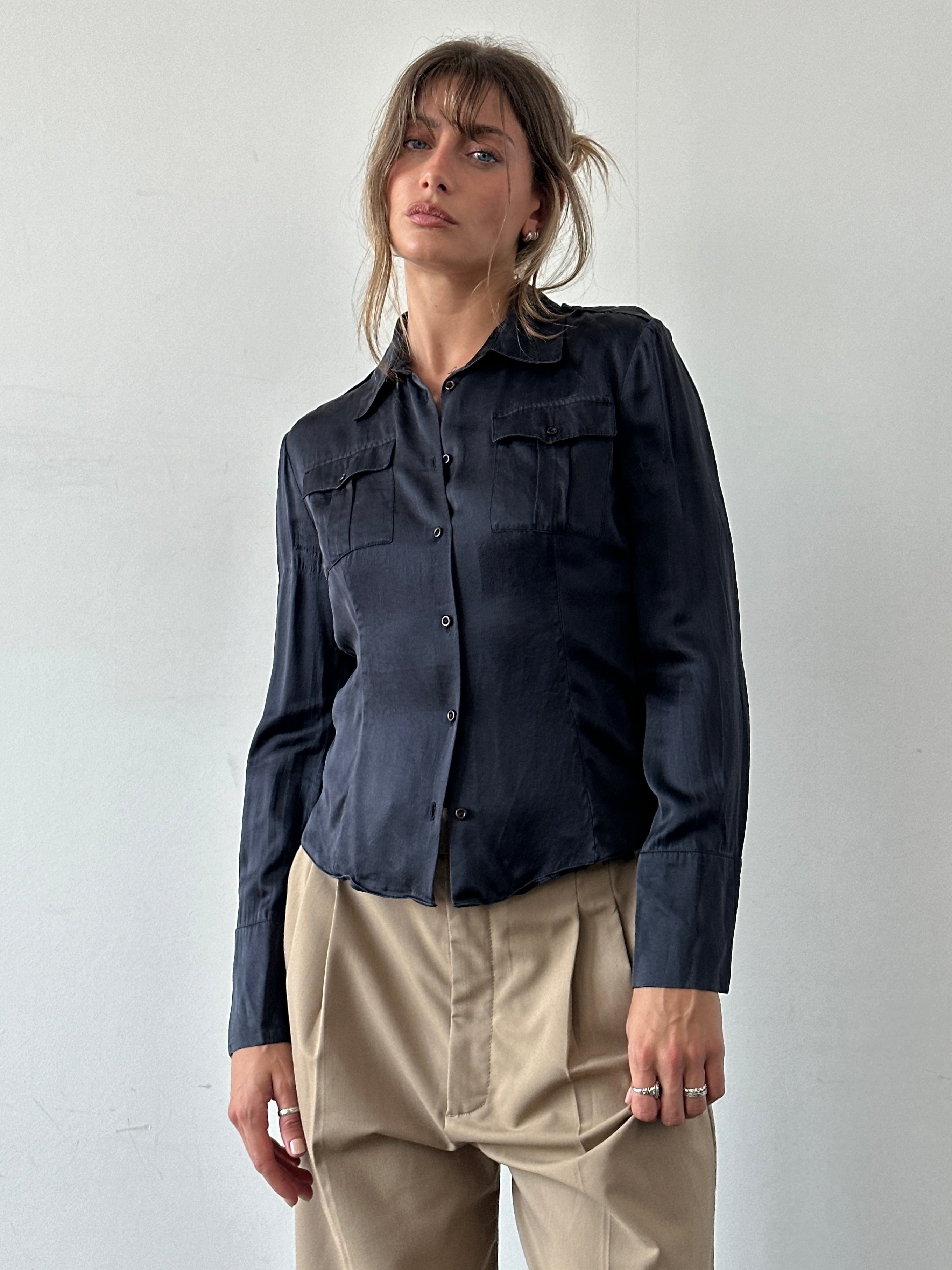 Italian Vintage pure silk fitted shirt in size small, featuring classic design and smooth silk fabric.