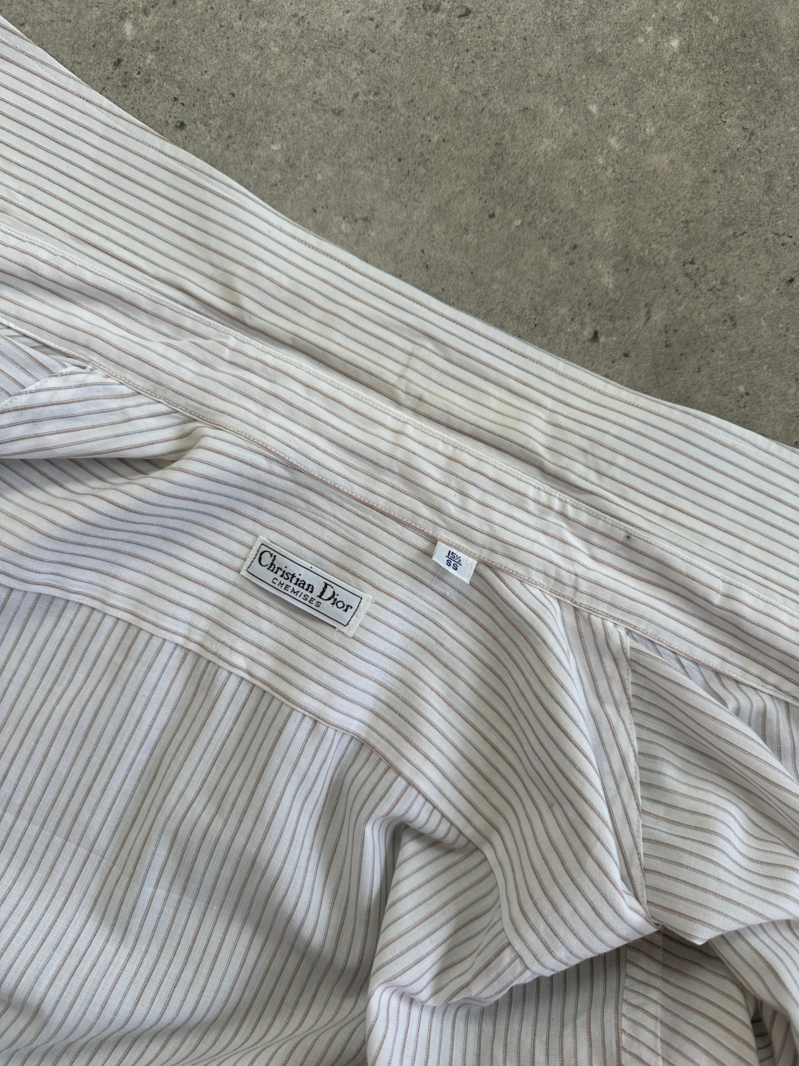 Christian Dior stripe cotton logo shirt in size M/L with classic design and brand logo on the front.