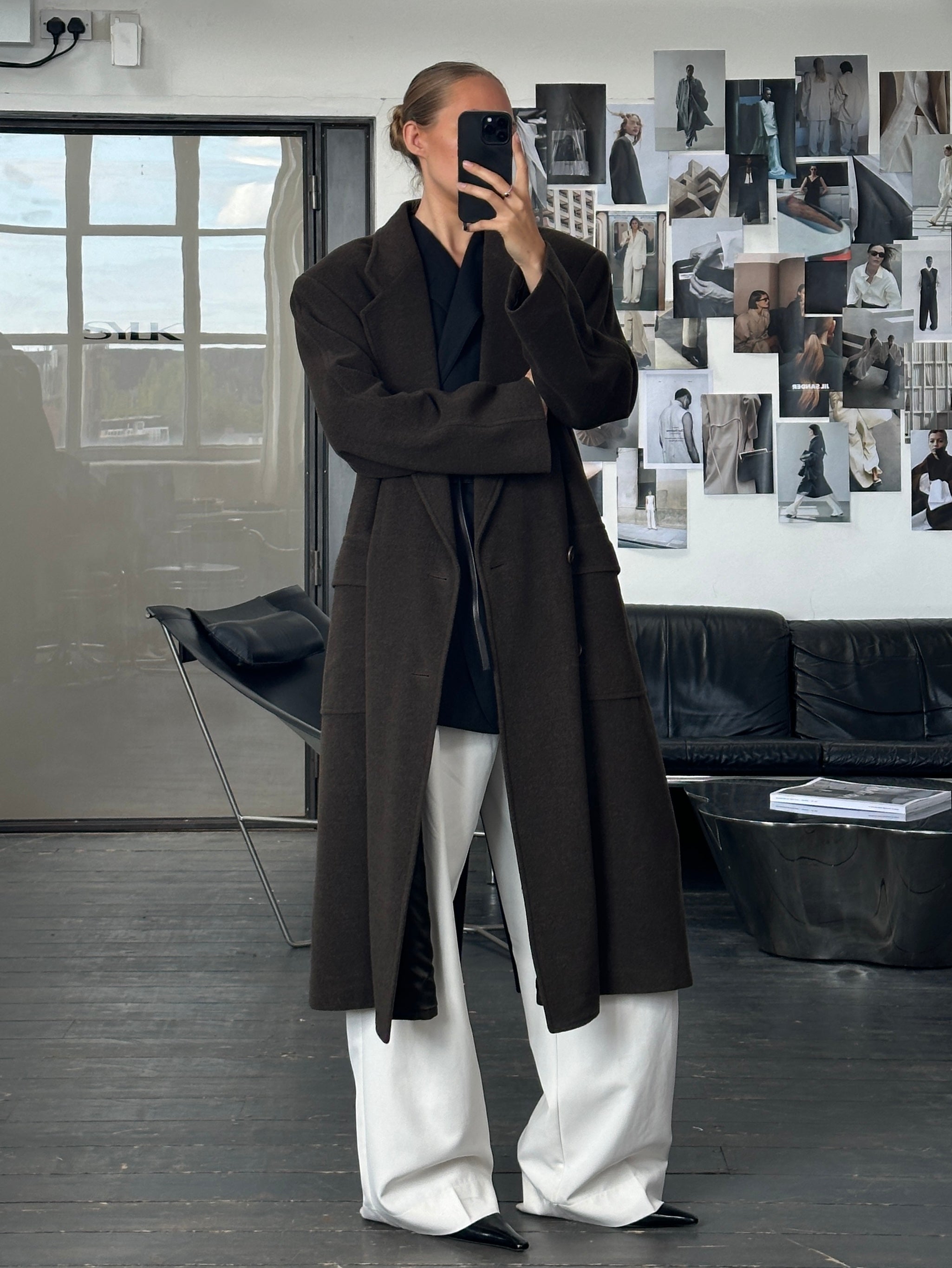 Giorgio Armani Le Collezioni 1990s double-breasted pure wool coat in XL/XXL, featuring a classic tailored design and neutral color.
