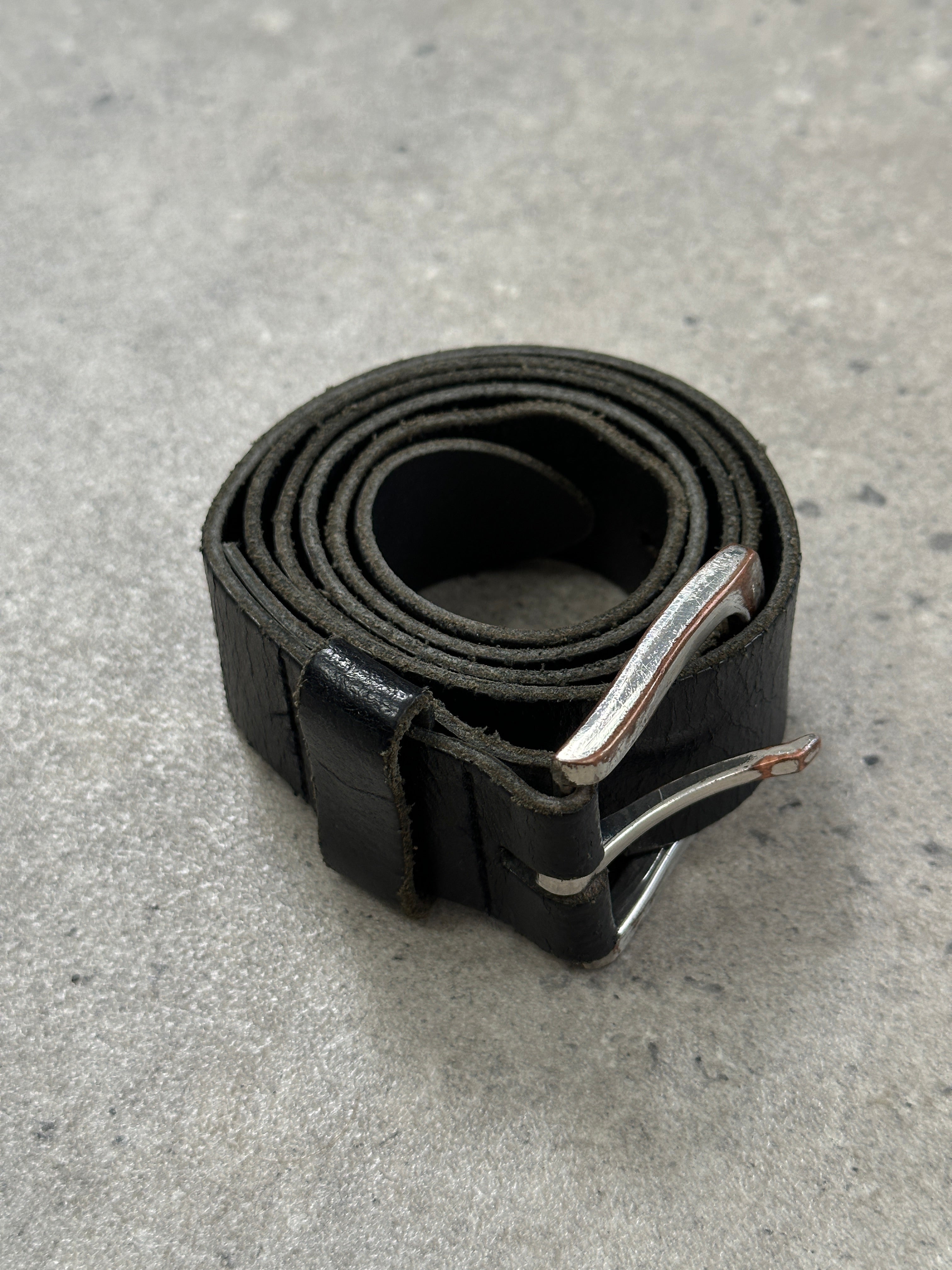 Vintage Chrome leather belt in size W34-38, featuring a classic metal buckle and durable vintage style.