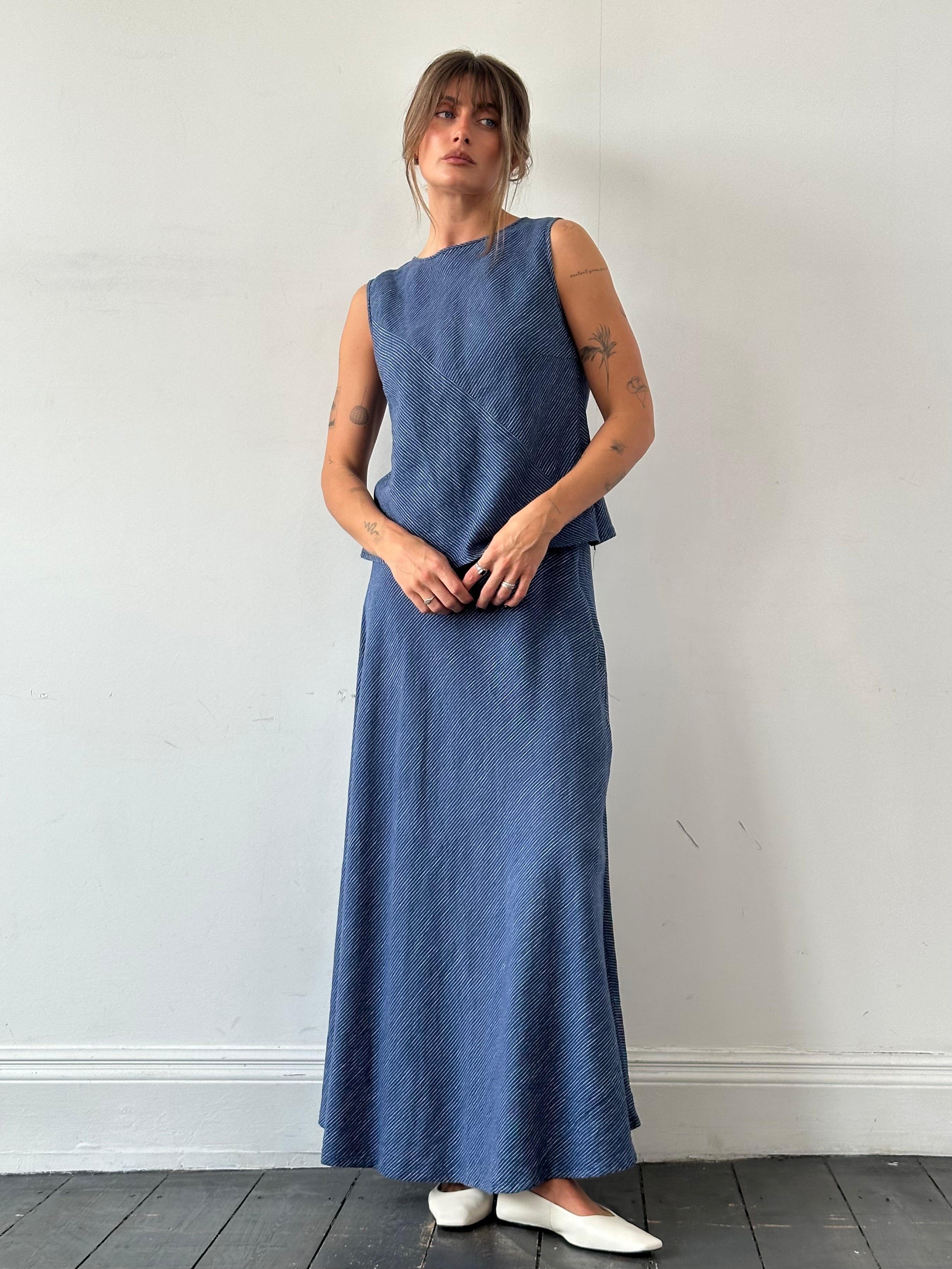 Jaeger pure linen stripe two-piece skirt and top set, casual summer outfit, with matching skirt and sleeveless top in lightweight linen fabric.