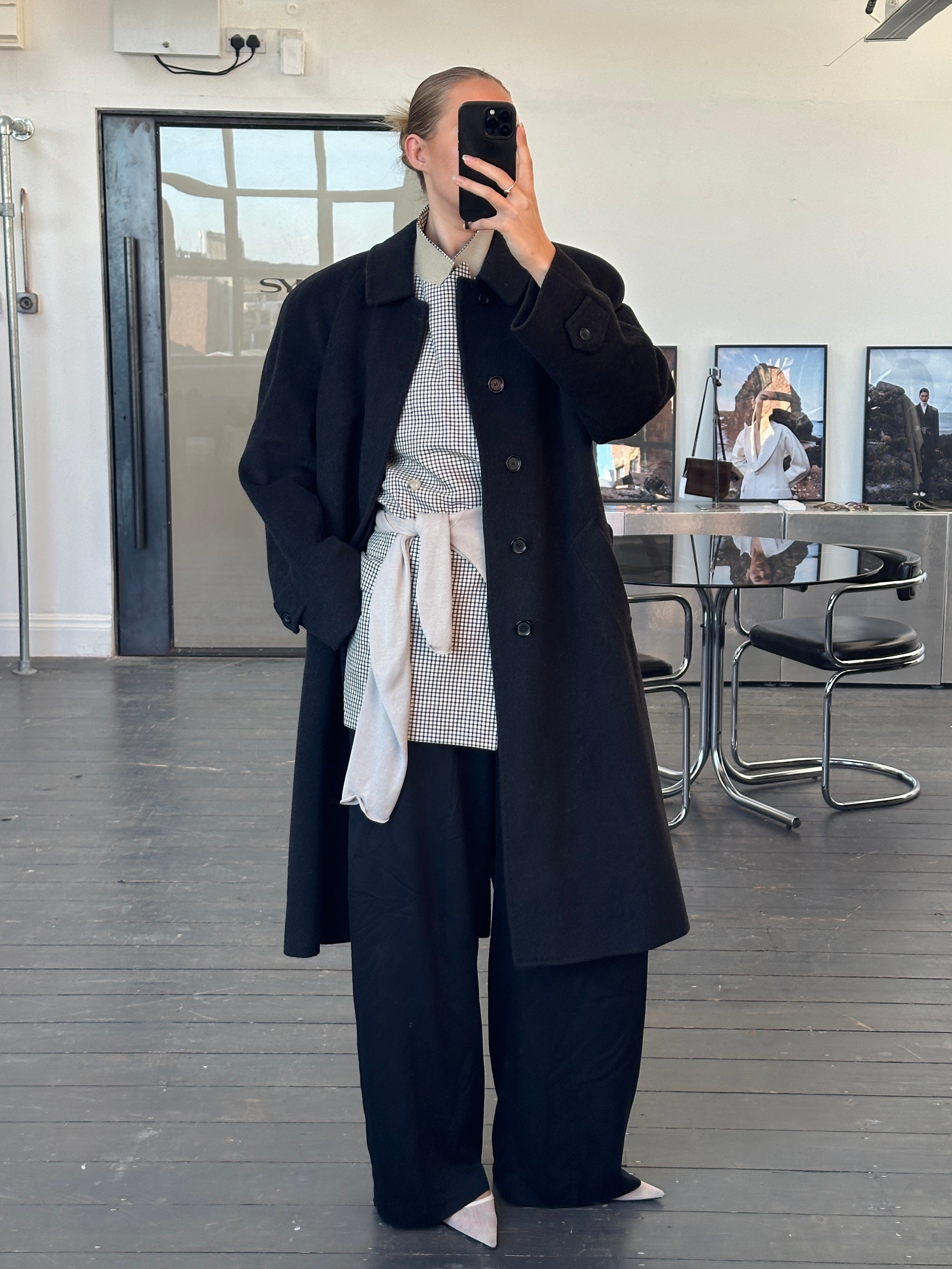 Italian vintage 1980s wool belted coat in XL, classic retro coat with a tailored fit and timeless style.